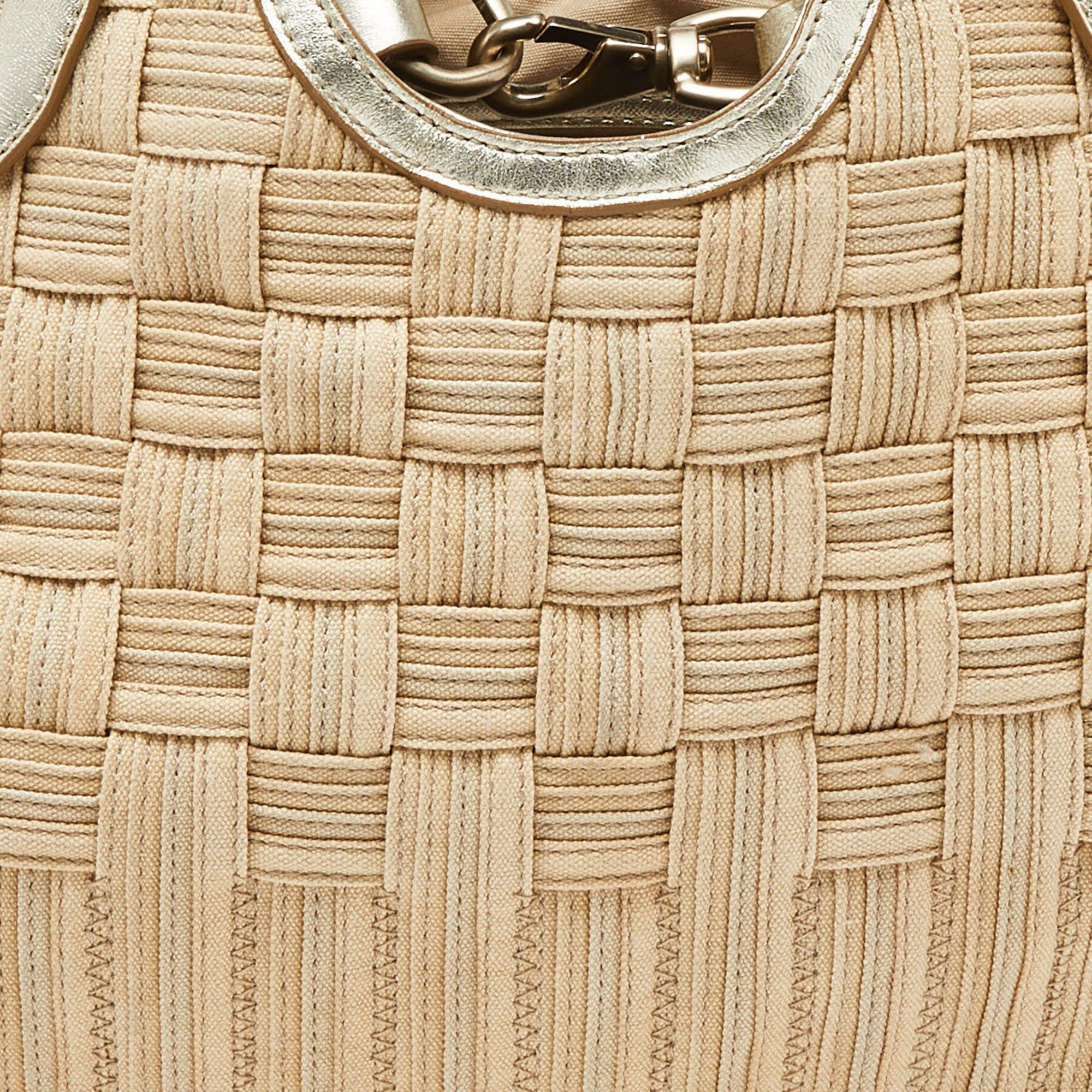 Cole Haan Beige/Oro: borsa in tela intrecciata e pelle in vendita 1