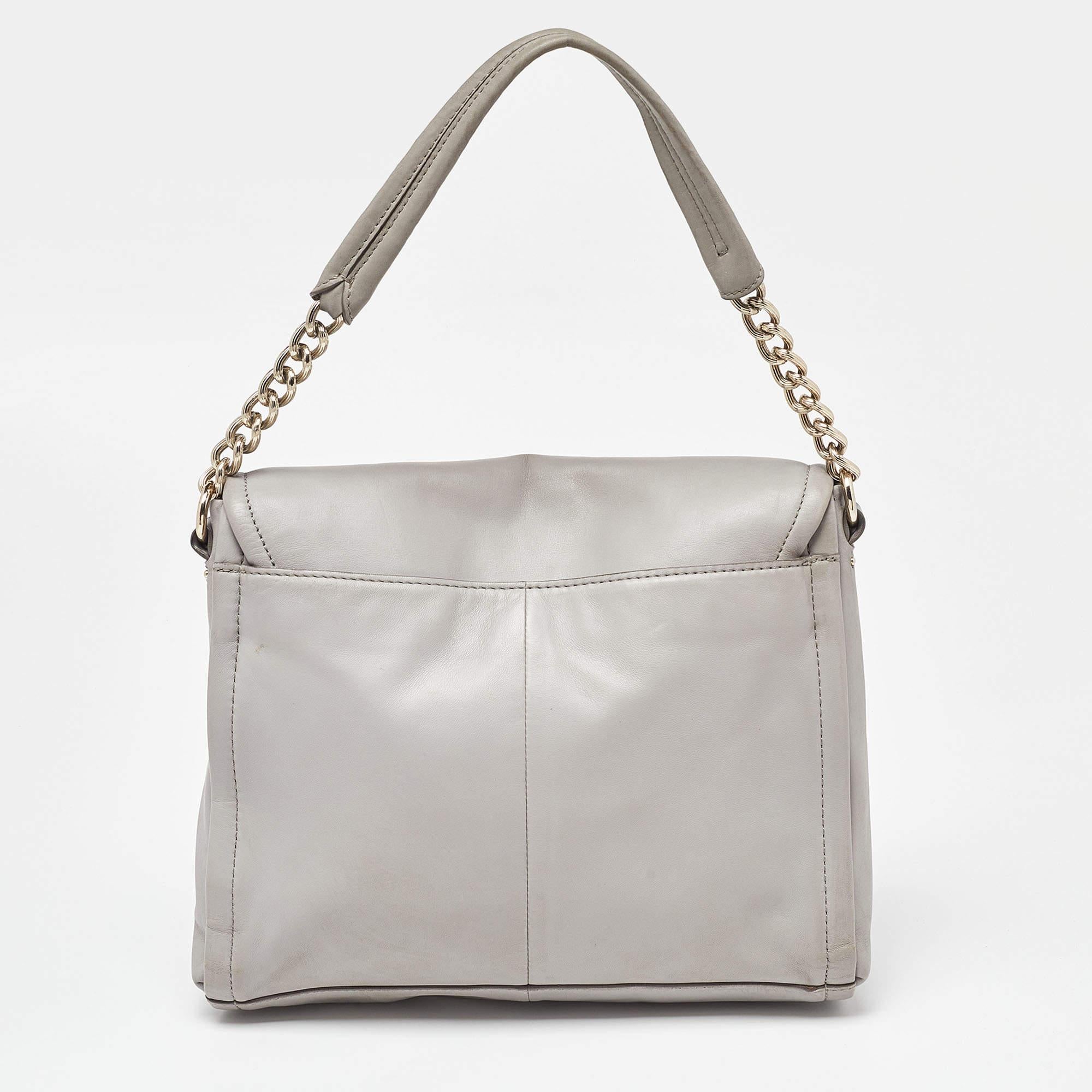 Cole Haan Grey Pleated Leather Flap Chain Bag In Fair Condition For Sale In Dubai, Al Qouz 2