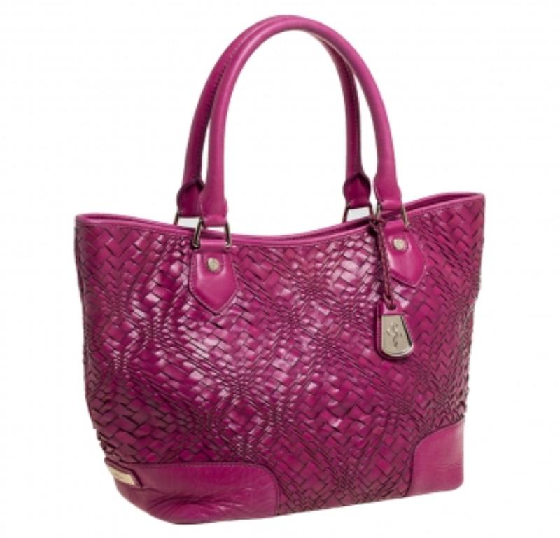 Cole Haan Majenta Woven Leather Tote In Fair Condition For Sale In Dubai, Al Qouz 2