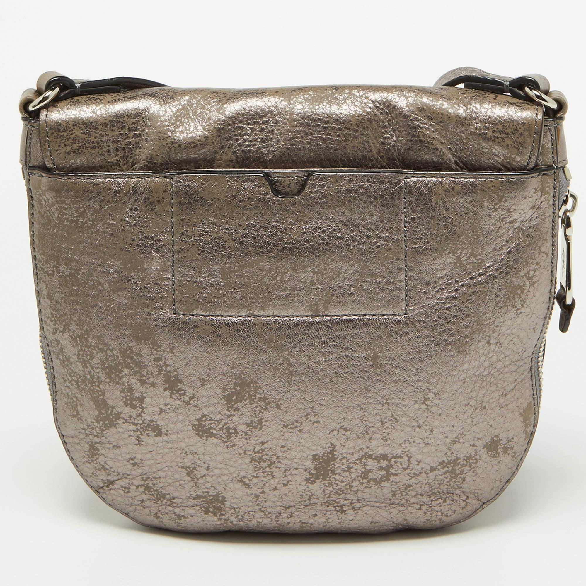 Cole Haan Metallic Grey Leather Flap Zip Round Crossbody Bag In Fair Condition For Sale In Dubai, Al Qouz 2