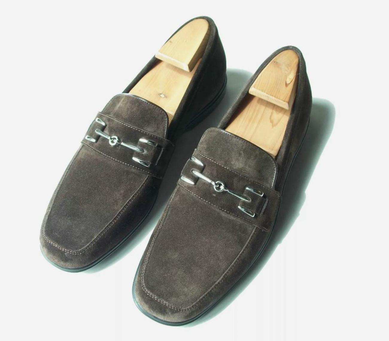 Italiano COLE HAAN/NIKE - Mocassini in pelle scamosciata marrone - Fibbia cromata - Misura 8.5 - Made in Italy in vendita