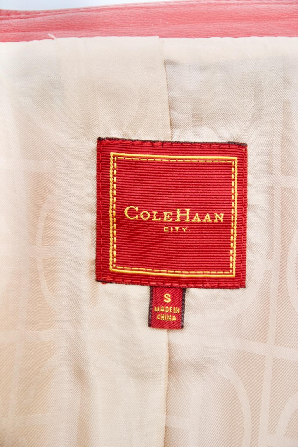 Chaqueta de piel roja Cole Haan en venta 3