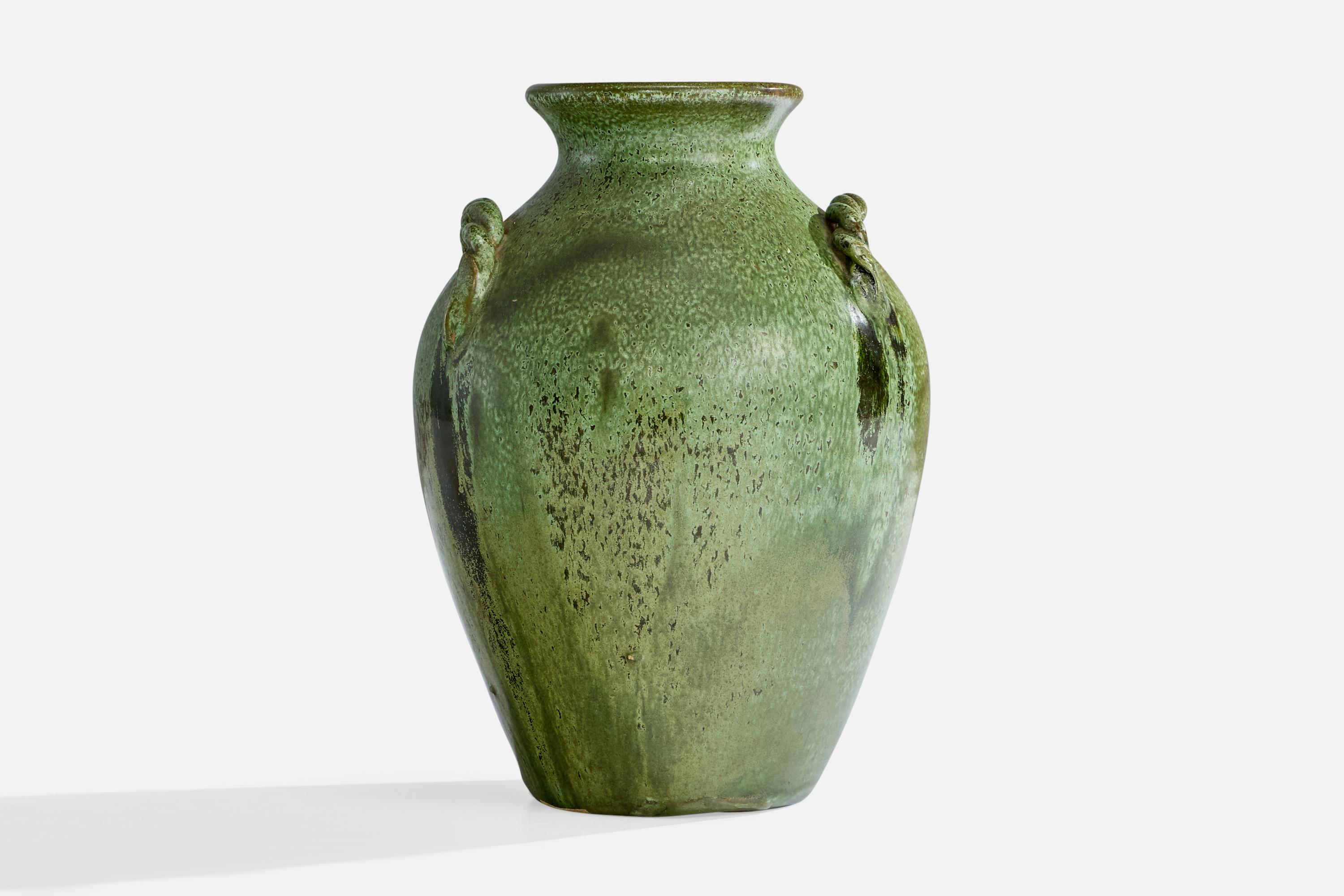 Cole Pottery, Vase, Ceramic, USA, 1940s In Good Condition For Sale In High Point, NC
