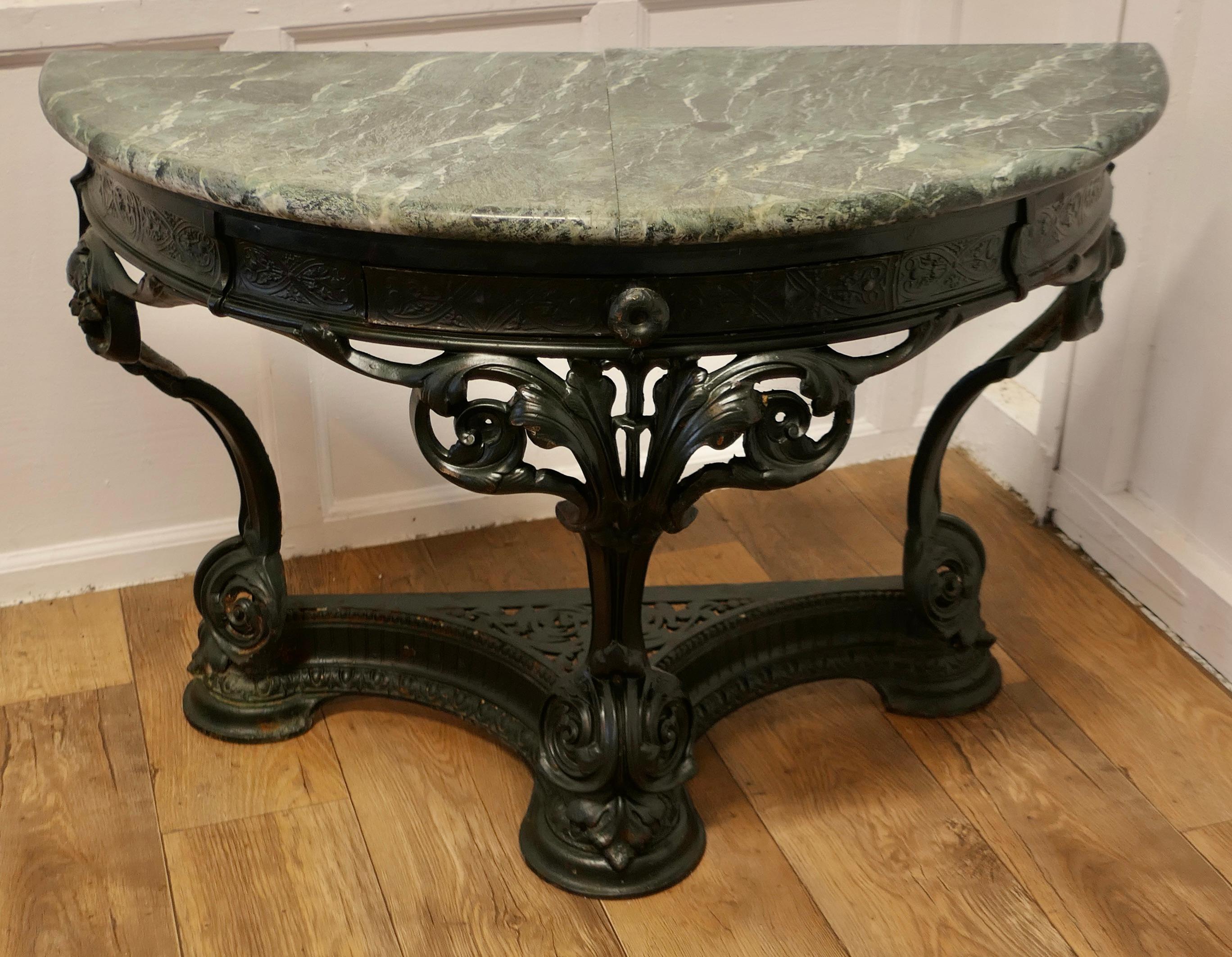 Colebrookdale Art Nouveau Half Round Hall/Garden Table    In Good Condition For Sale In Chillerton, Isle of Wight