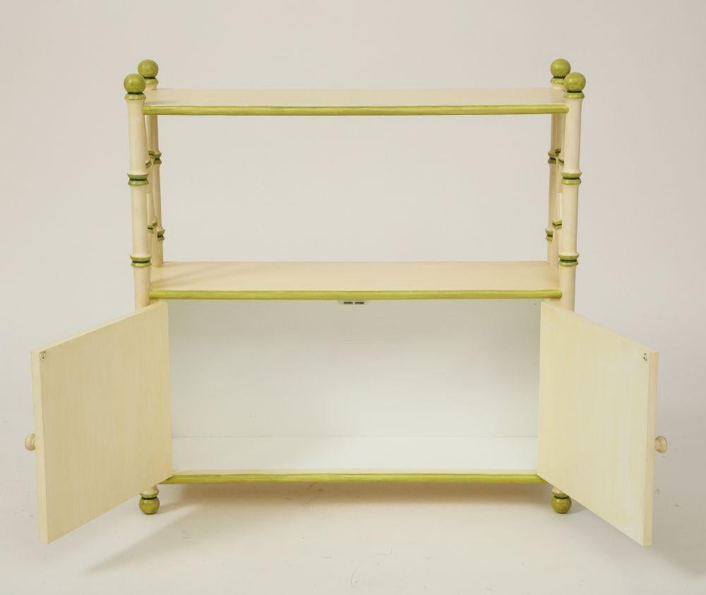 20th Century Colefax & Fowler - Green Painted Hanging Shelf For Sale