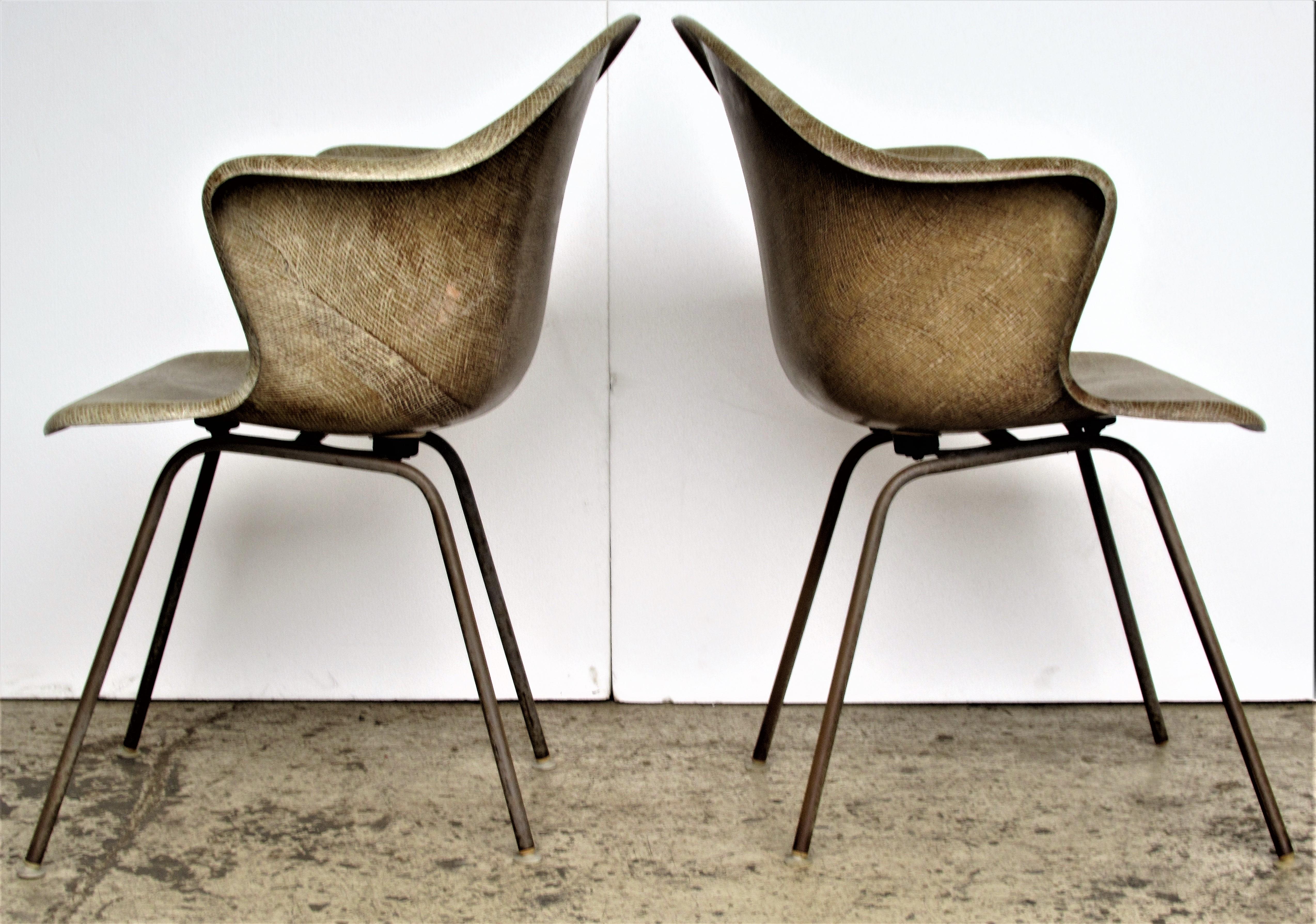 Coles Steel Modernist Fiberglass Bucket Chairs In Good Condition In Rochester, NY