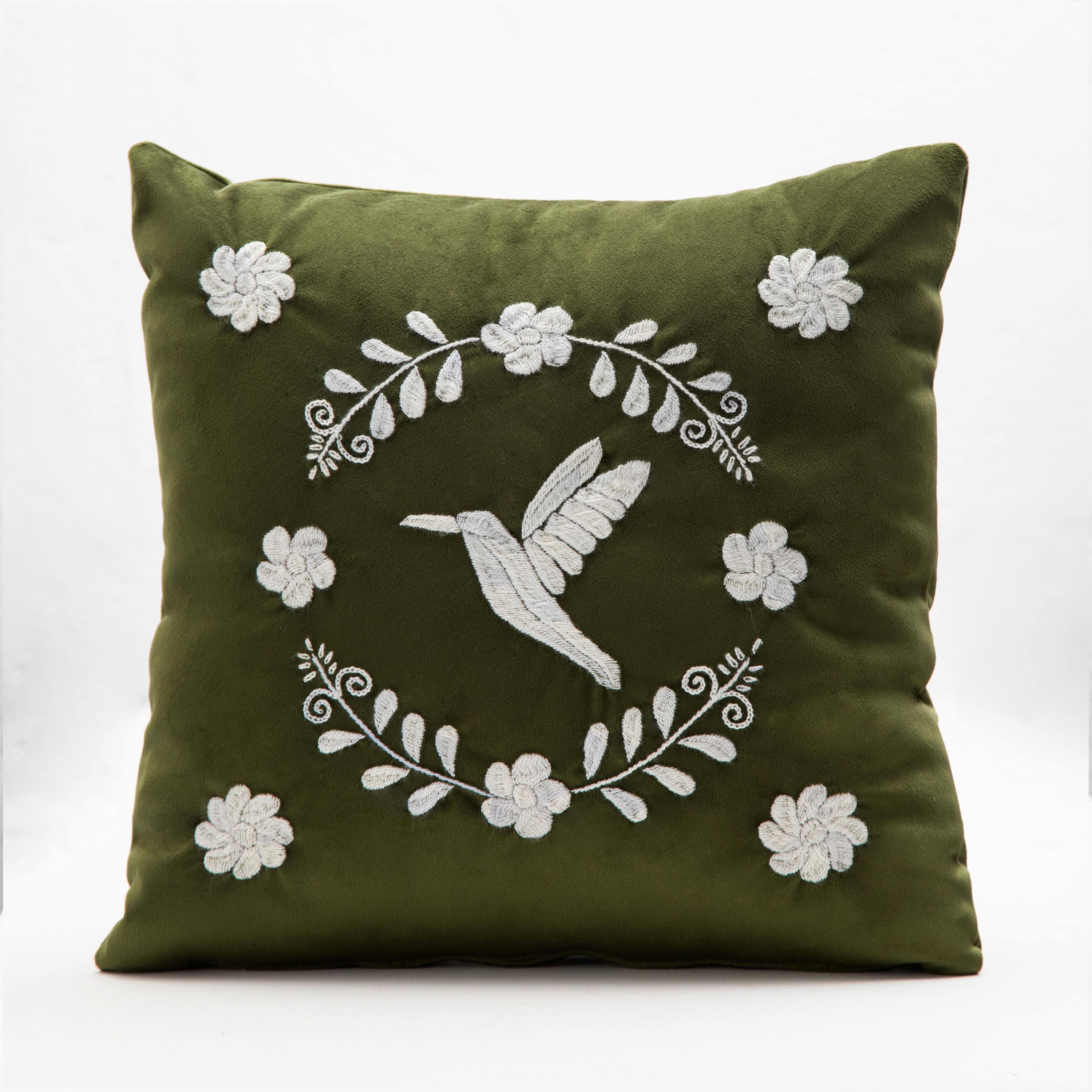 Moderno Cuscini decorativi ricamati a mano COLIBRÍ in velluto di Oliver di ANDEAN, Set di 2 in vendita