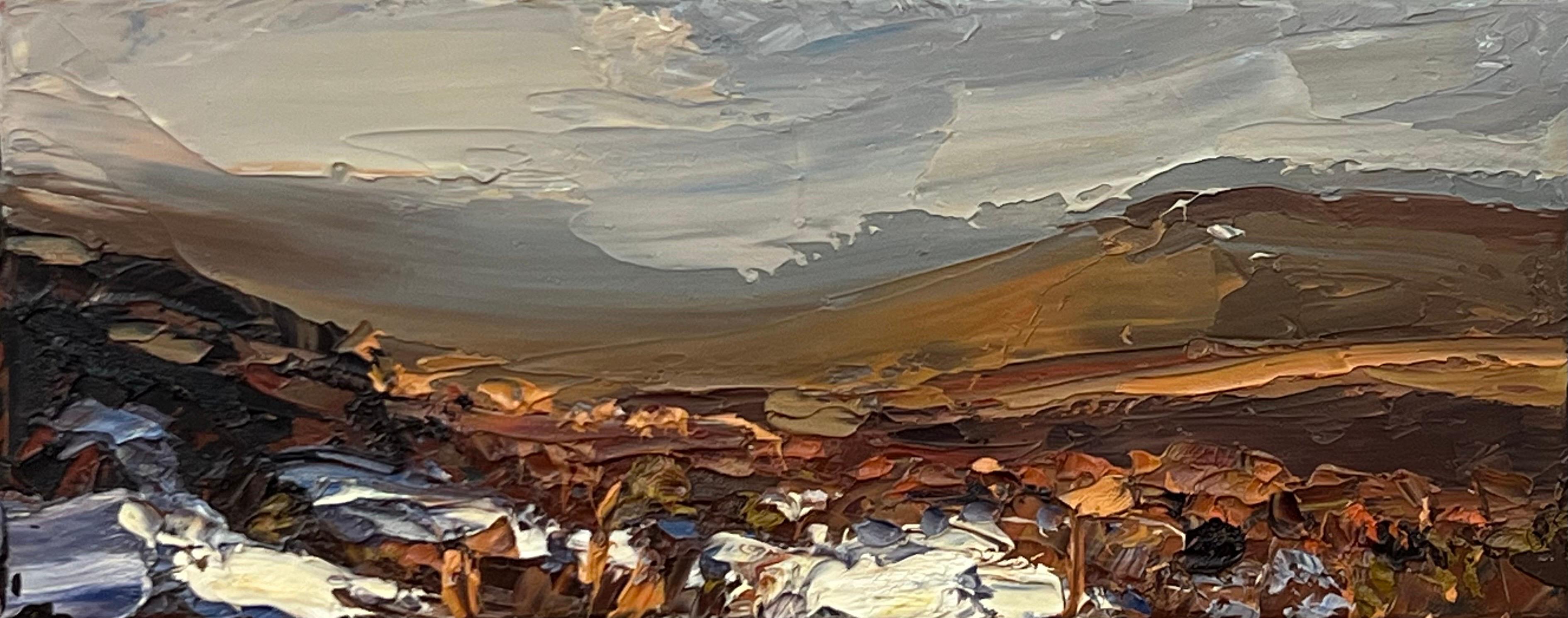 Peinture à l'huile de l'artiste britannique représentant la neige qui coule sur un paysage de montagne anglaise en vente 2