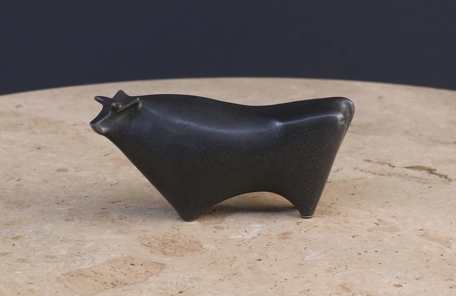 Mid-Century Modern Colin Melbourne Ceramic Glazed Cow Sculpture for Beswick For Sale