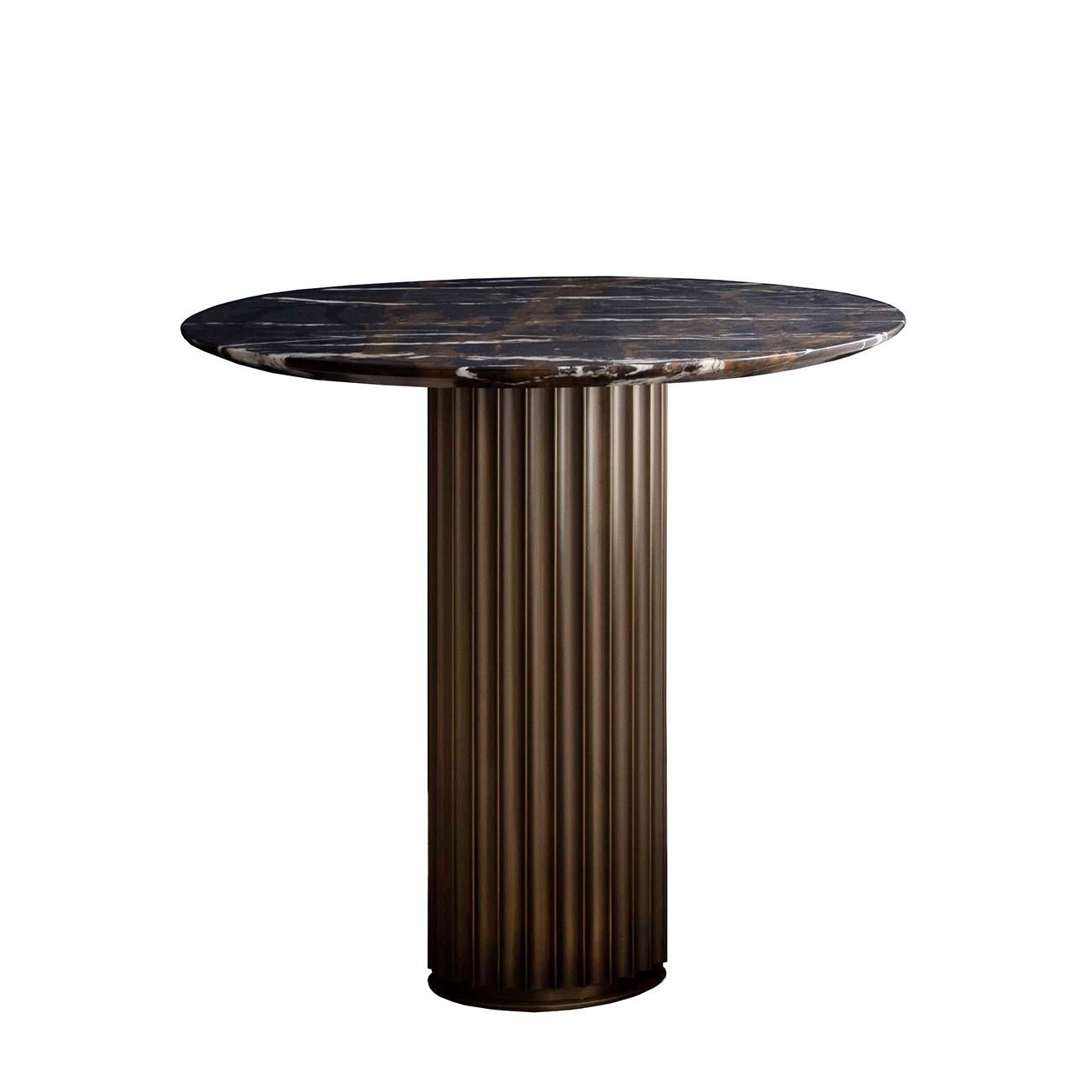 Table d'appoint Colisee en bronze et marbre Calacatta en vente 1