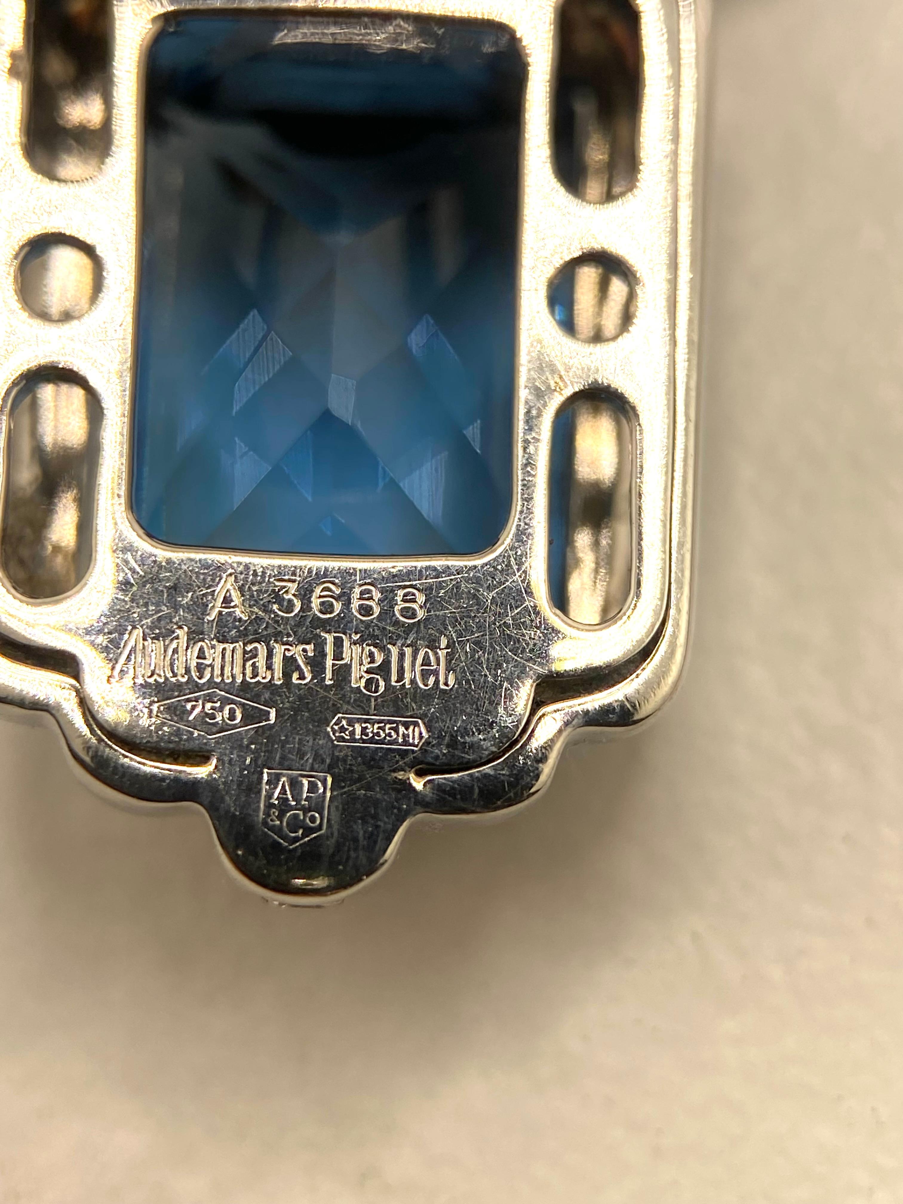 Collana  Audemars  PiQUE con Diamanti e Topazio Blu in Oro Bianco 18k in vendita 4