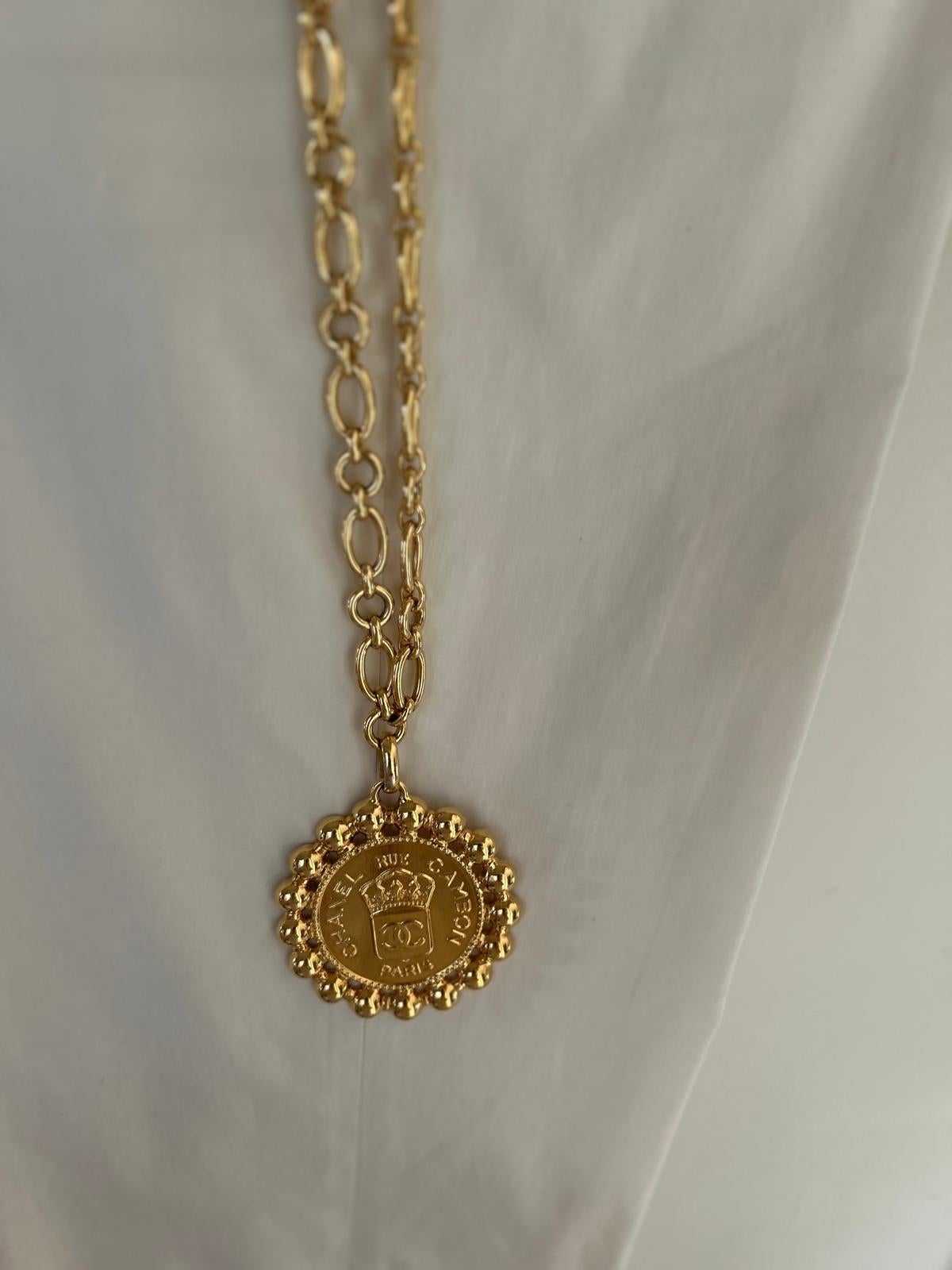 Chanel necklace 1990s  in very good condition For Sale 11