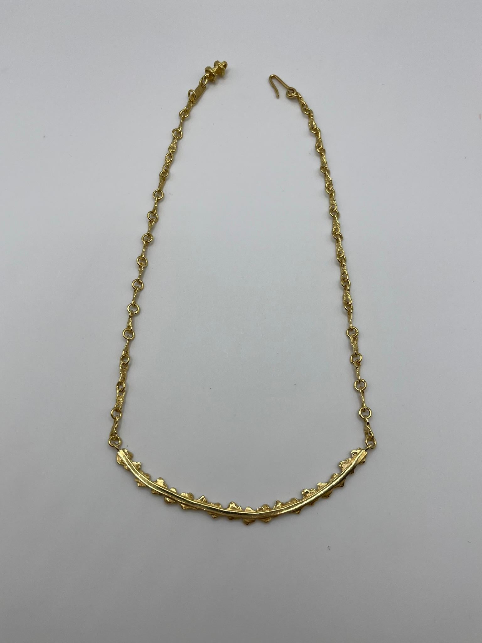 Collier ras-de-cou en or jaune 18 carats fait à la main. en vente 6