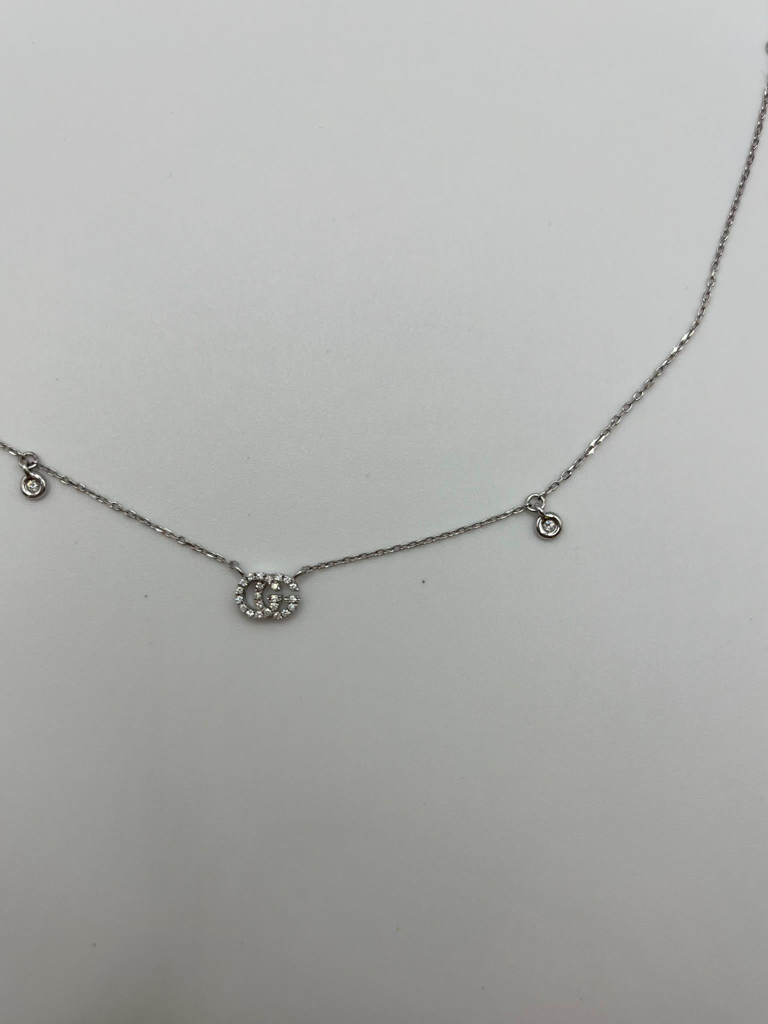 Collana girocollo Gucci Running G in oro bianco 18 kt. e diamanti in vendita 1