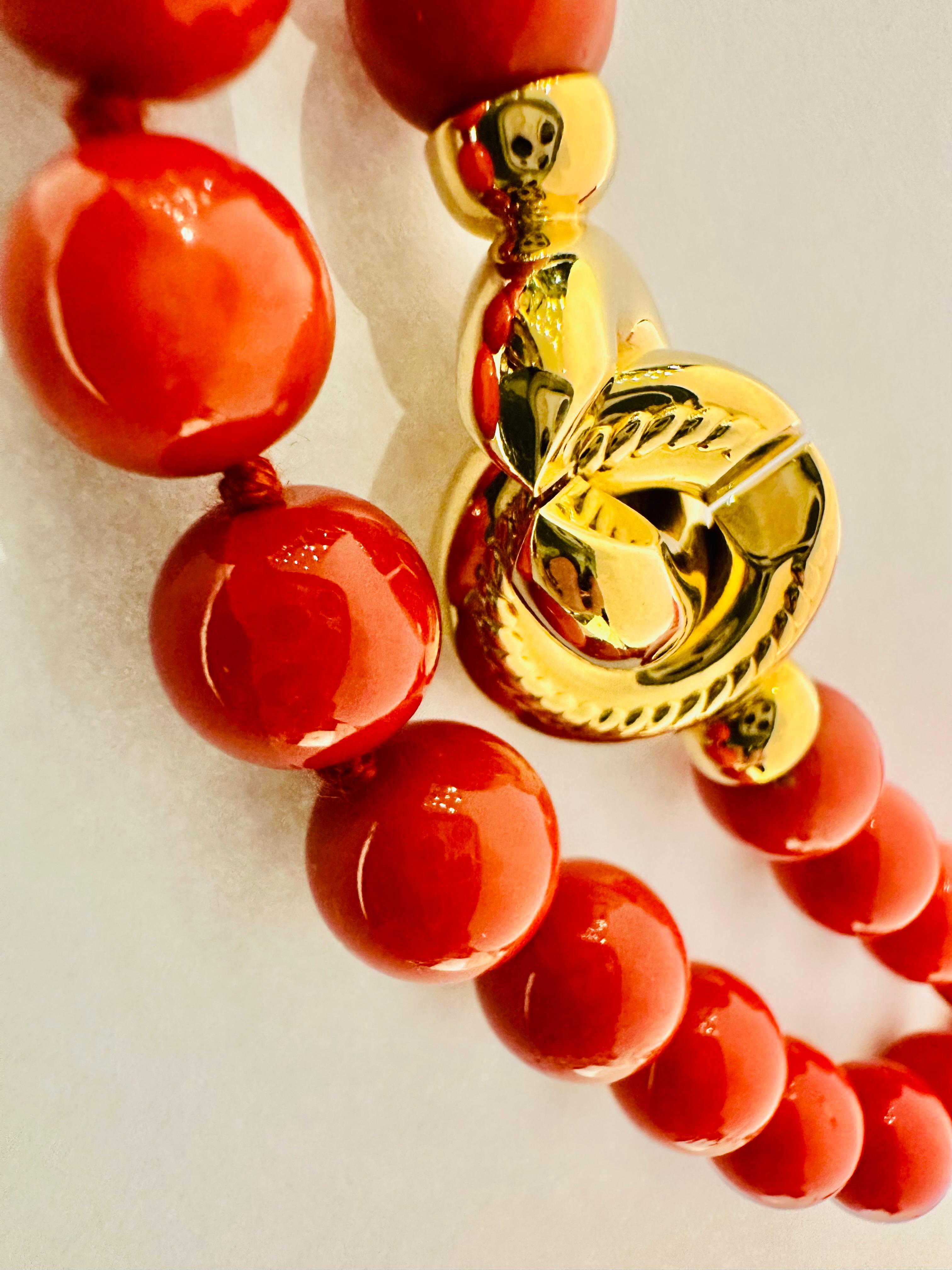 Collana in Corallo Rosso di Sardegna con Chiusura in Oro 18kt in vendita 5