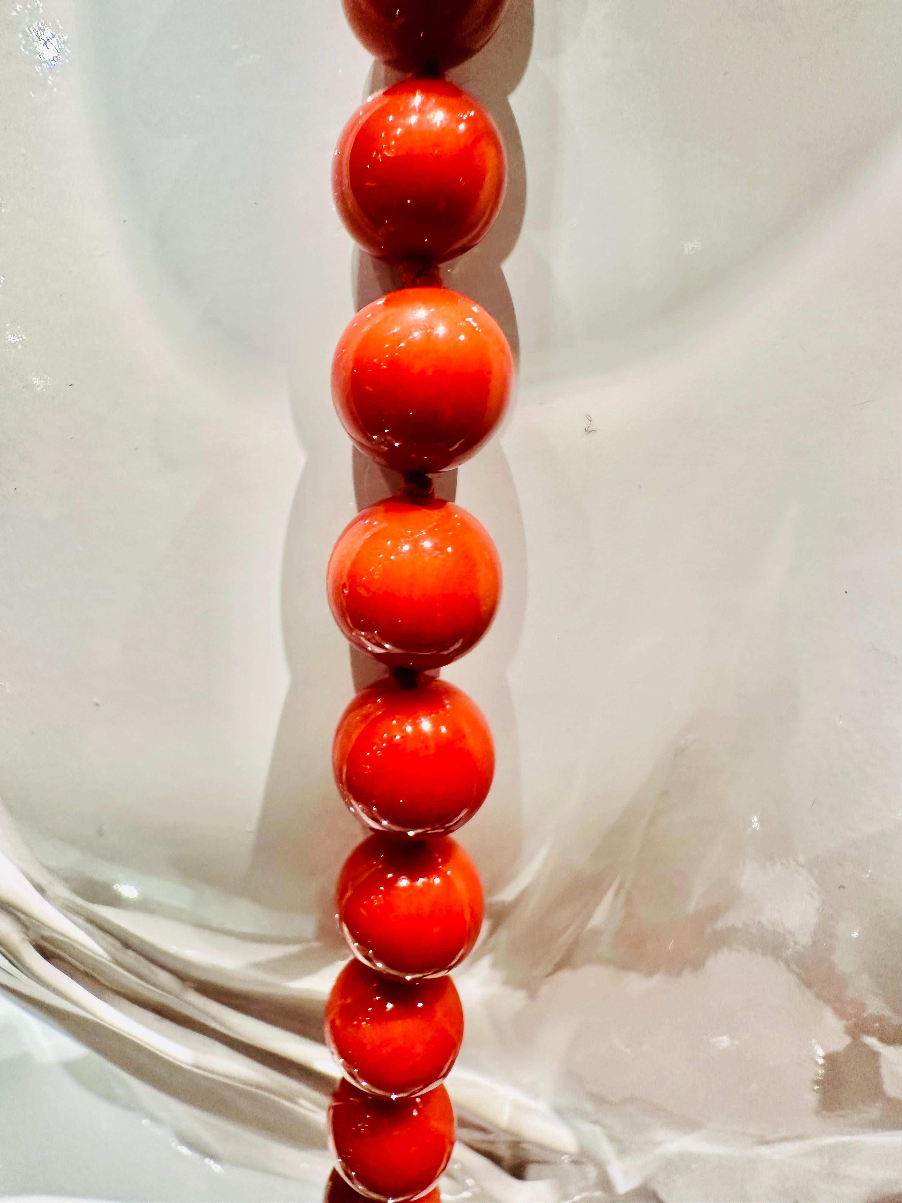 Collana in Corallo Rosso di Sardegna con Chiusura in Oro 18kt In condizioni Nuovo in vendita a Guidizzolo, IT