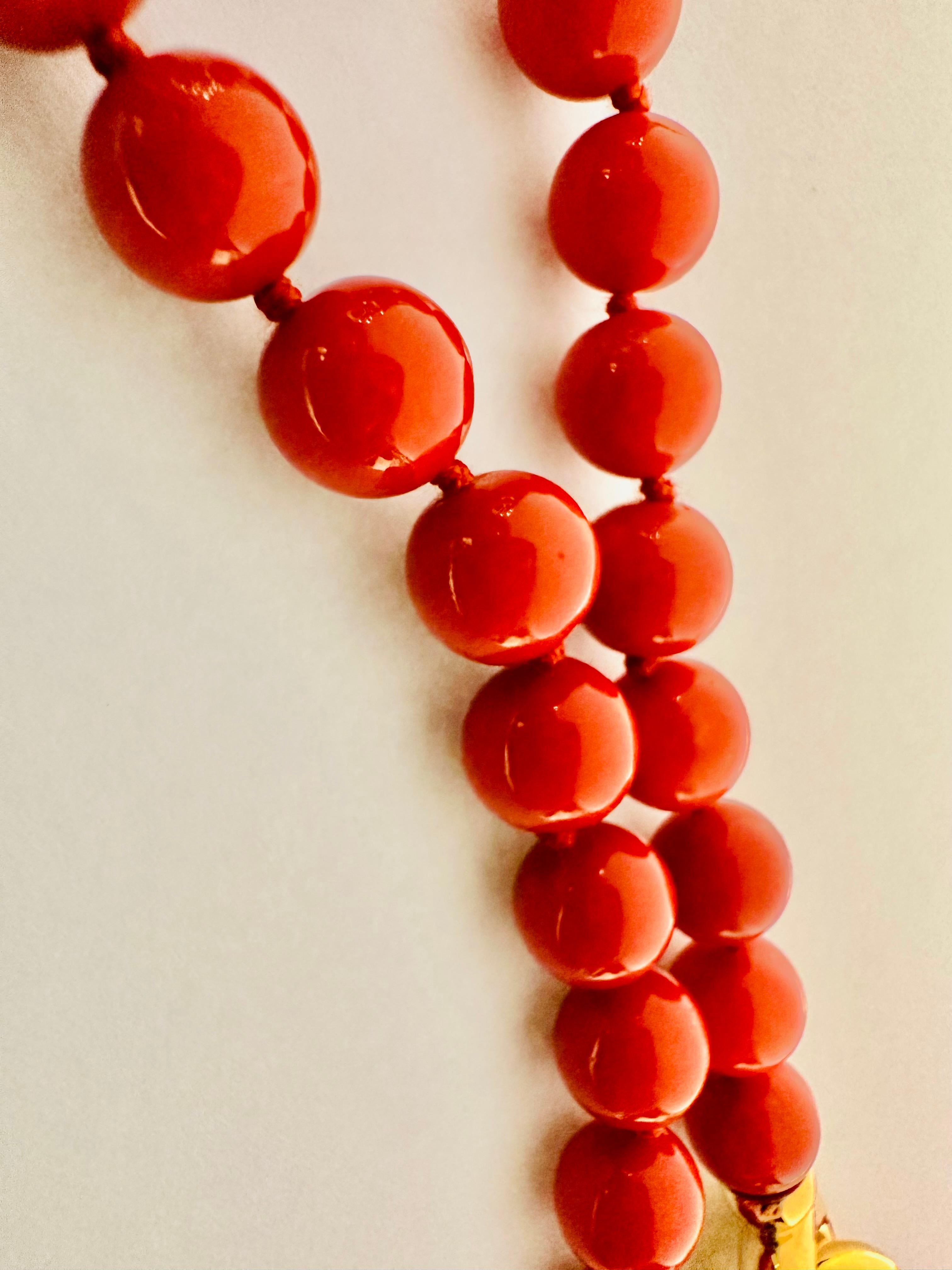 Collana in Corallo Rosso di Sardegna con Chiusura in Oro 18kt in vendita 4