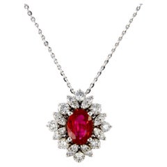 Collana in Oro Bianco 18kt con Rubino Naturale da 0.66 ct e Diamanti da 0.74 ct