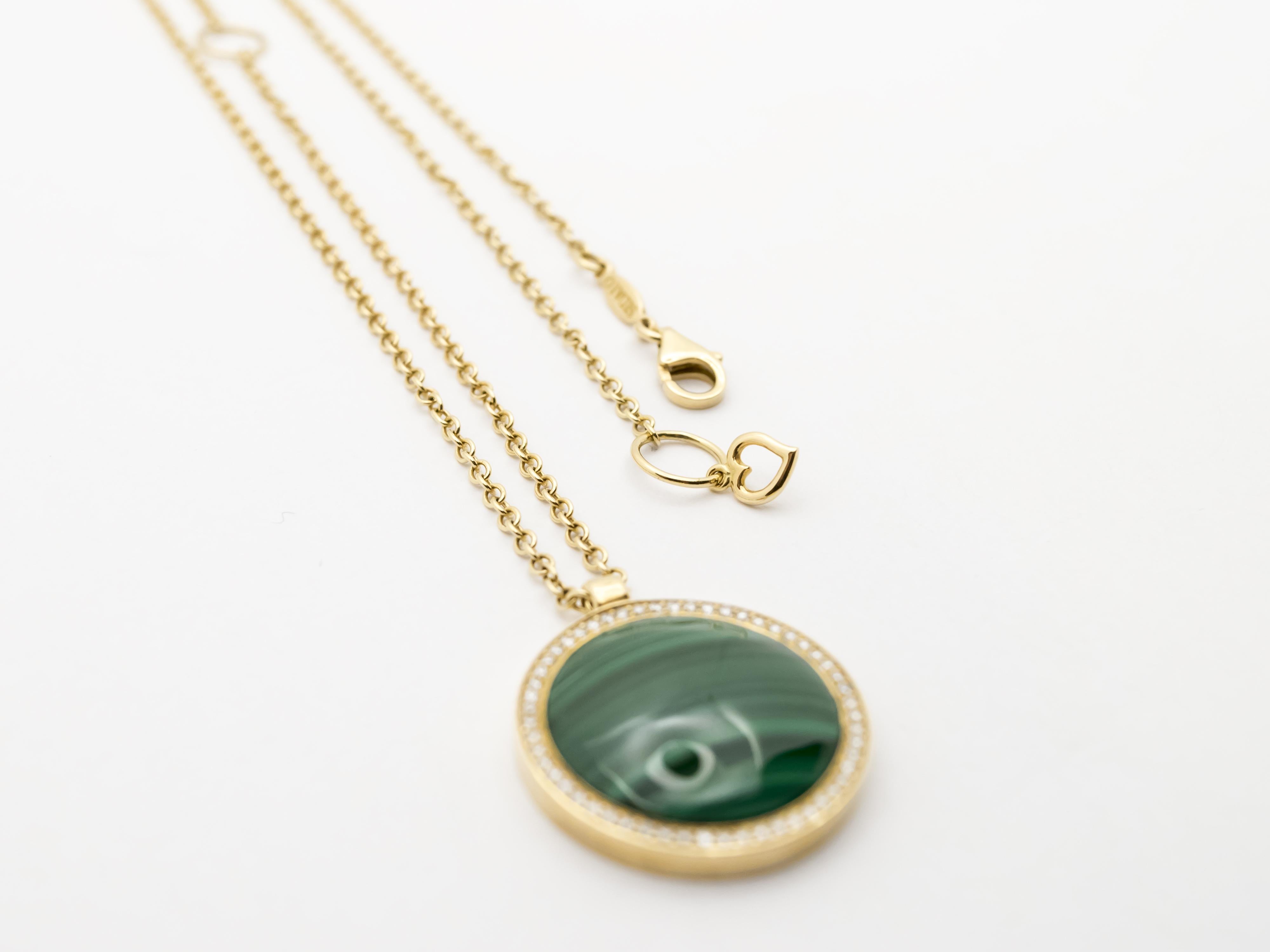 Contemporary Yellow Gold Necklace with Malachite and Diamond Pendant For Sale
