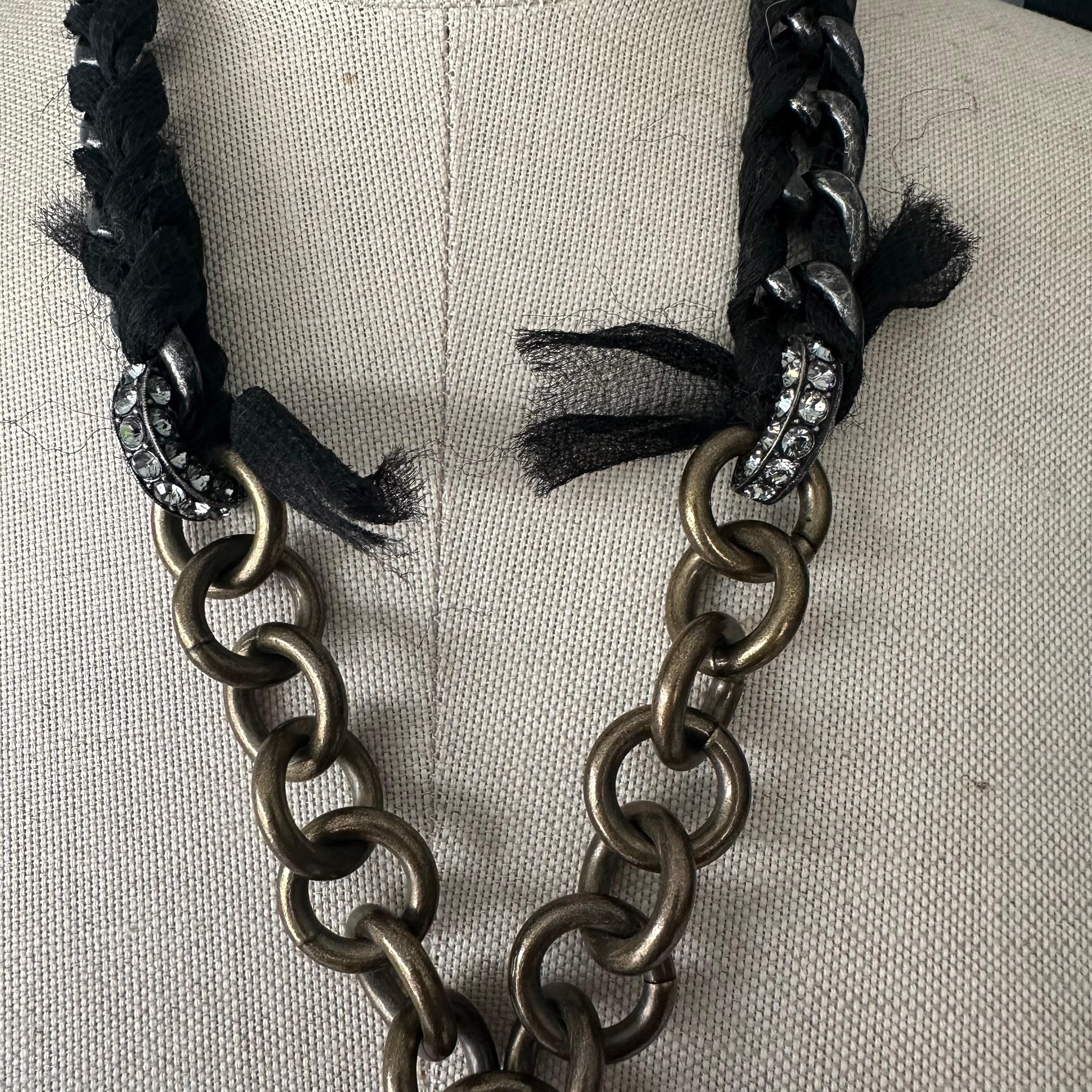 Contemporary Lanvin necklace with frog pendant in excellent condition  For Sale