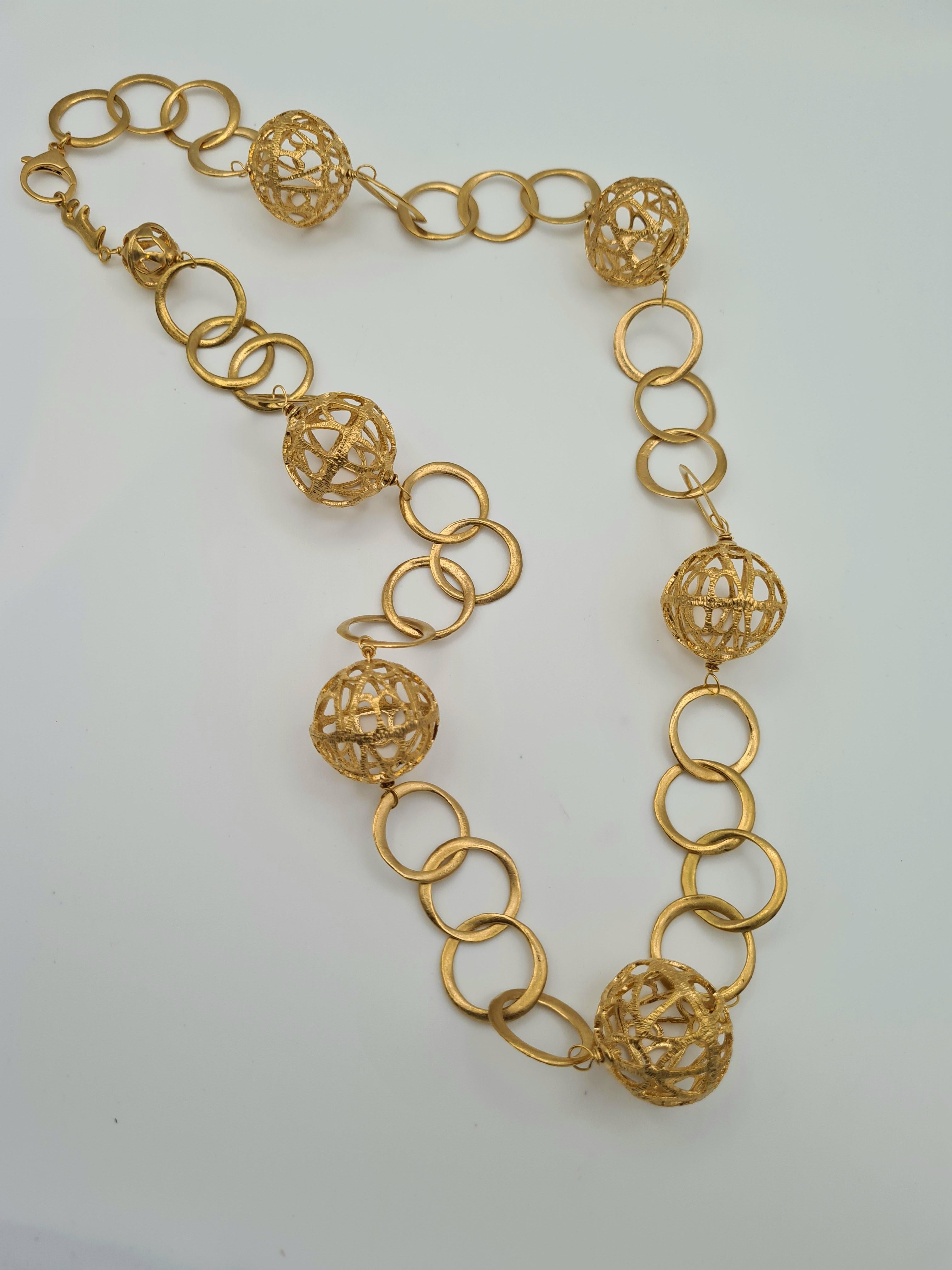Collana lunga collezione Sfera Disco Traforato preistorico In New Condition For Sale In San Salvatore Monferrato, IT