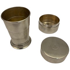 Collapsable Silver beaker