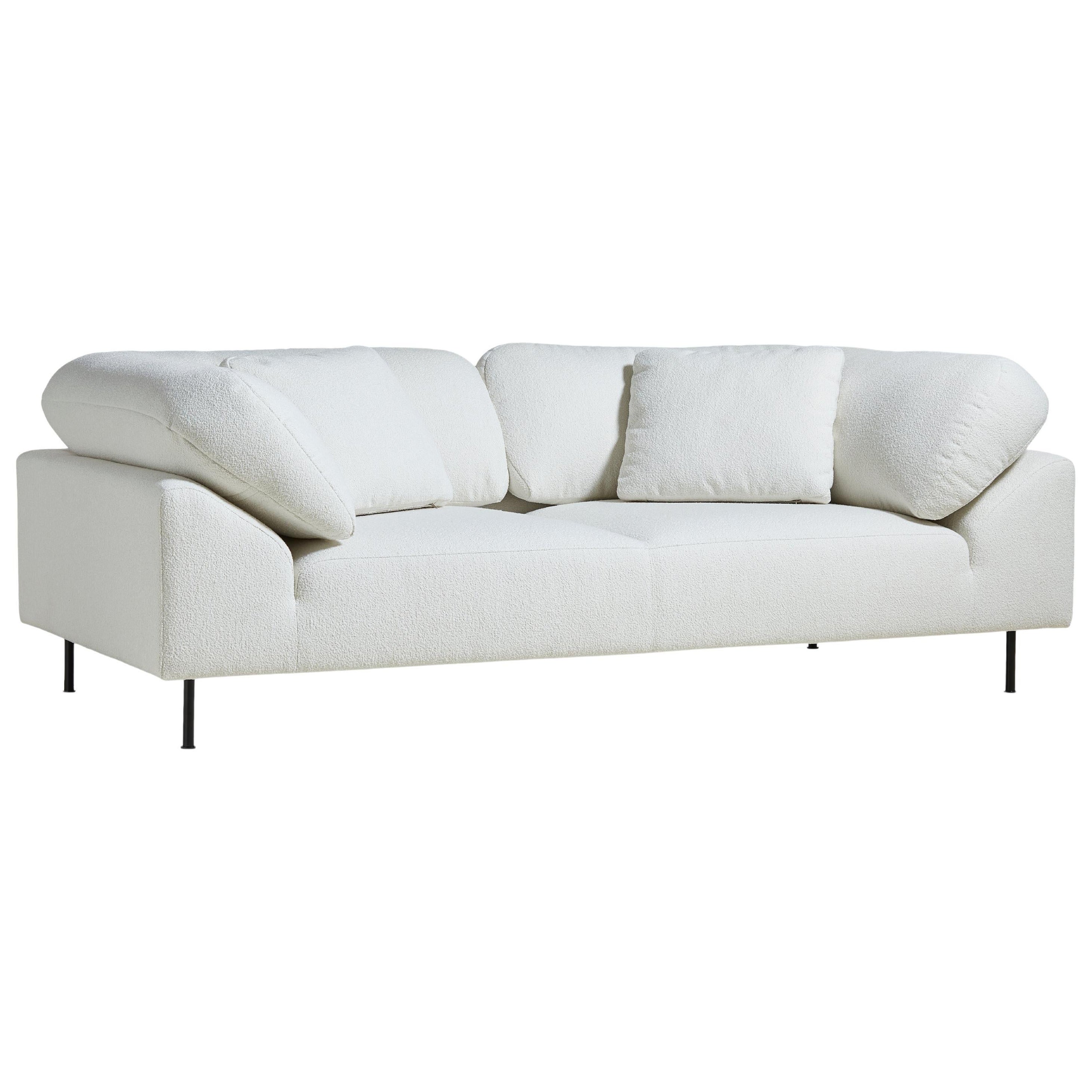 Collar 2 Seater Alpine by Meike Harde
