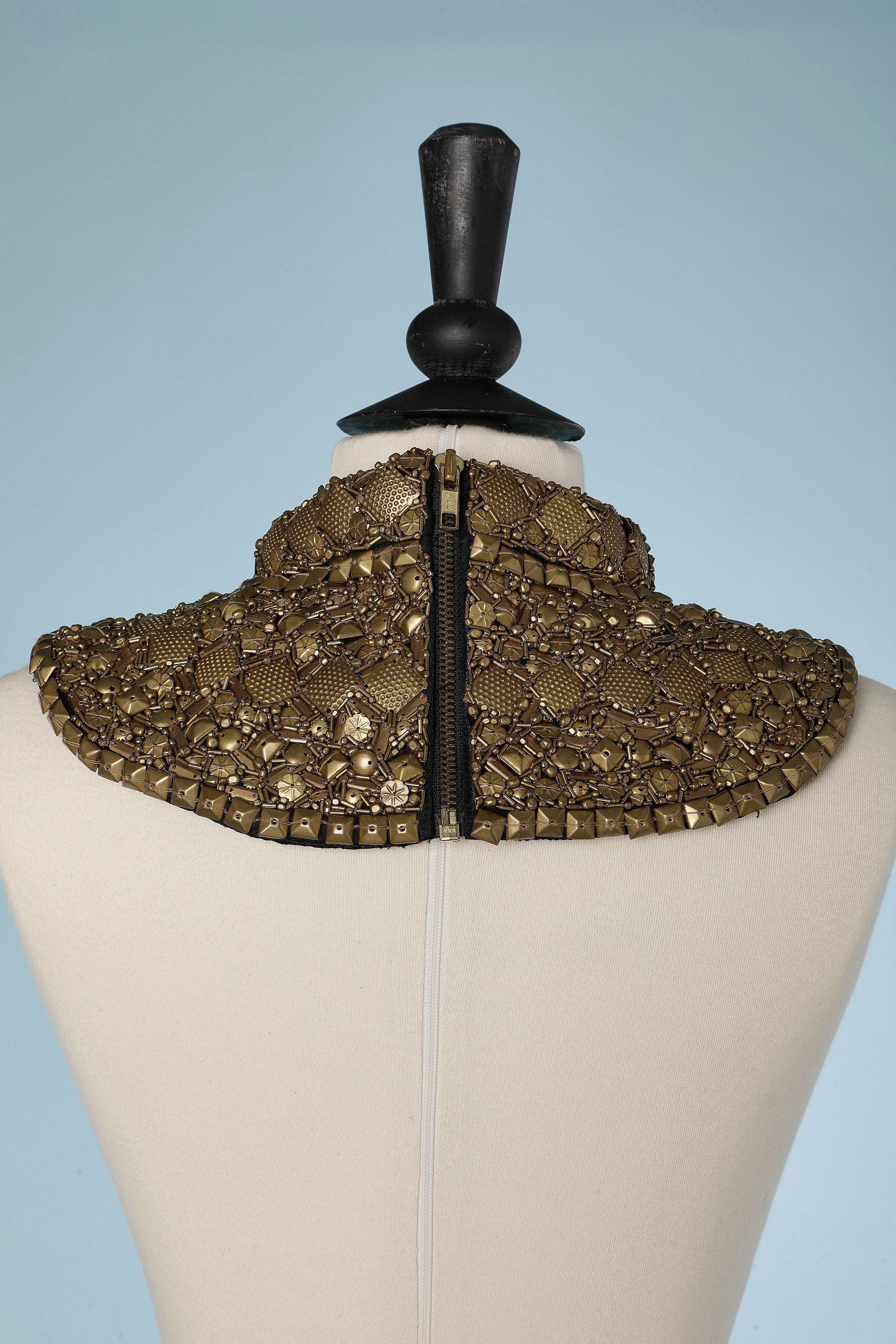 Beige Collar in metallic beads and zip in the middle back Peachboo + Krejberg For Sale