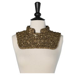 Collar in metallic beads and zip in the middle back Peachboo + Krejberg