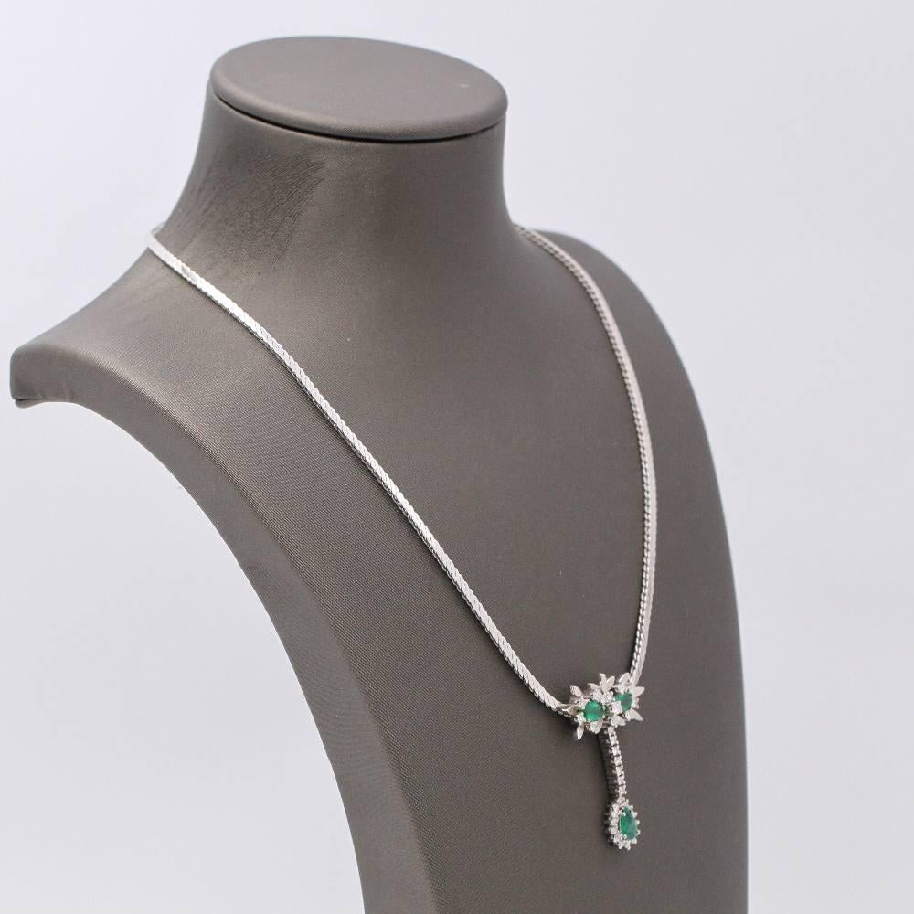 Exceptional Diamonds and Emeralds necklace for woman  33x Brilliant cut Diamonds with a total weight of approx. 1.07ct.  3x Natural Colombian Emeralds in Marquisse cut with a total weight of approx. 1.40ct.  18kt White Gold  28.05 grams.   Drawer