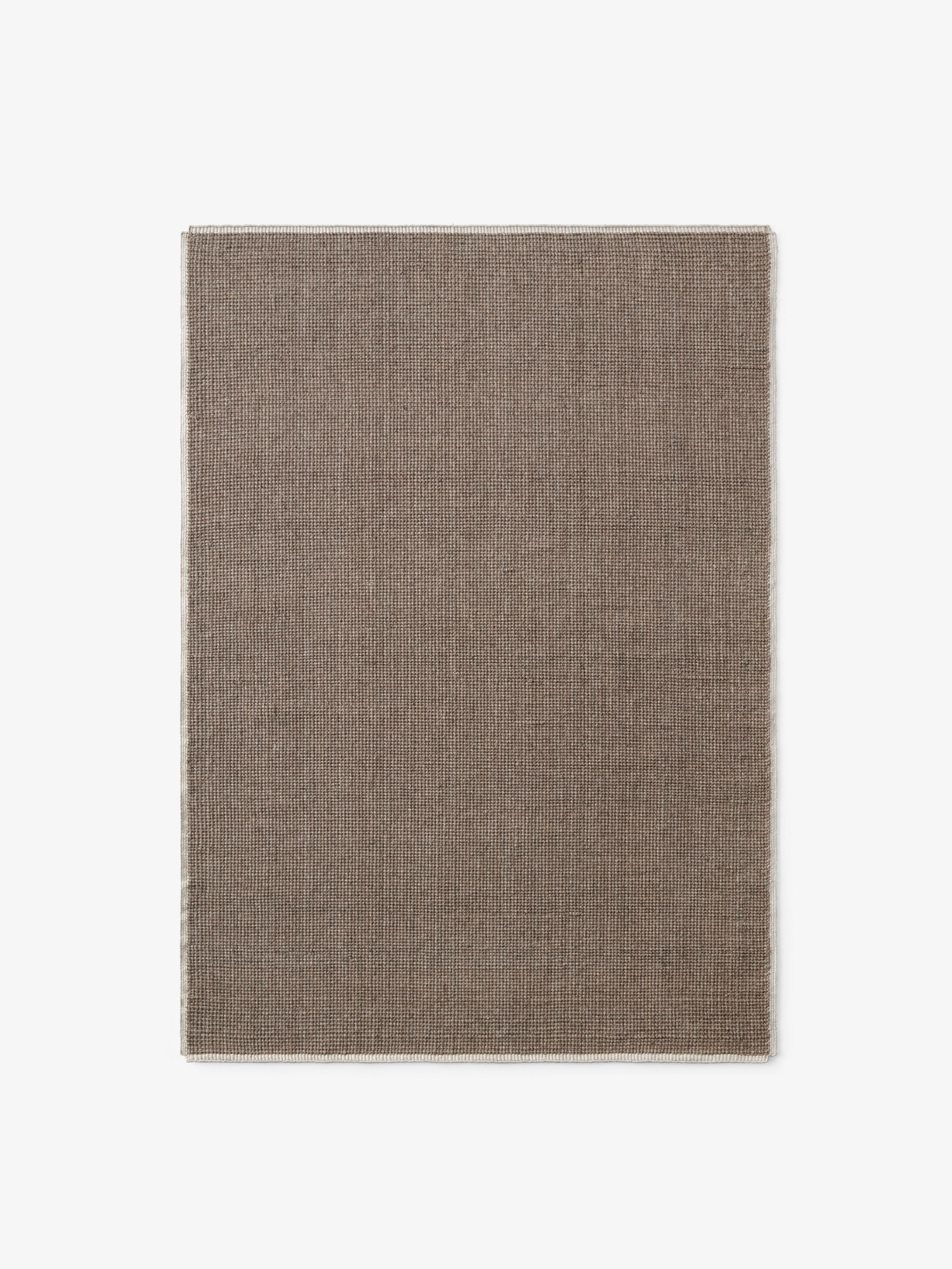 Scandinavian Modern Collect Rug, SC84 - Camel - by Space Copenhagen for &Tradition For Sale