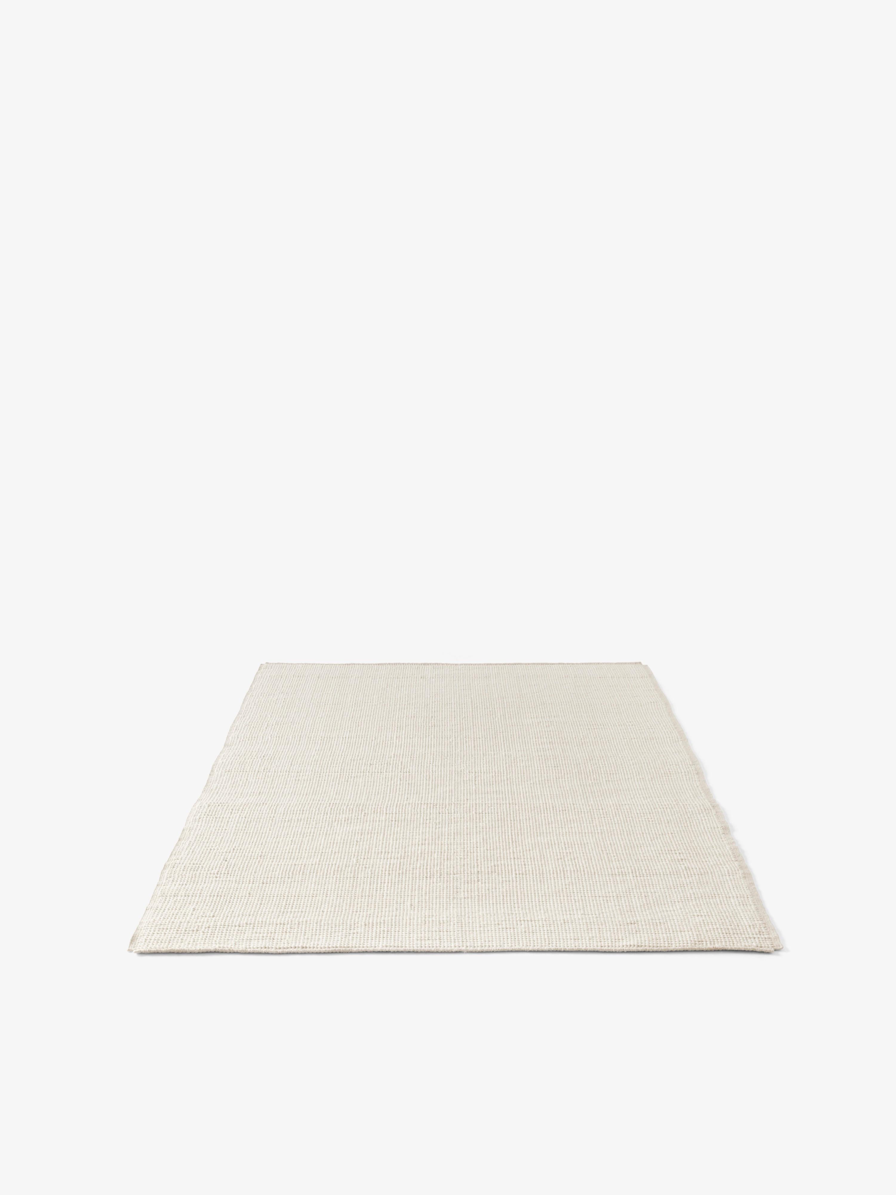 Collect Rug, SC84 - Milk - von Space Copenhagen für &Tradition im Angebot 2