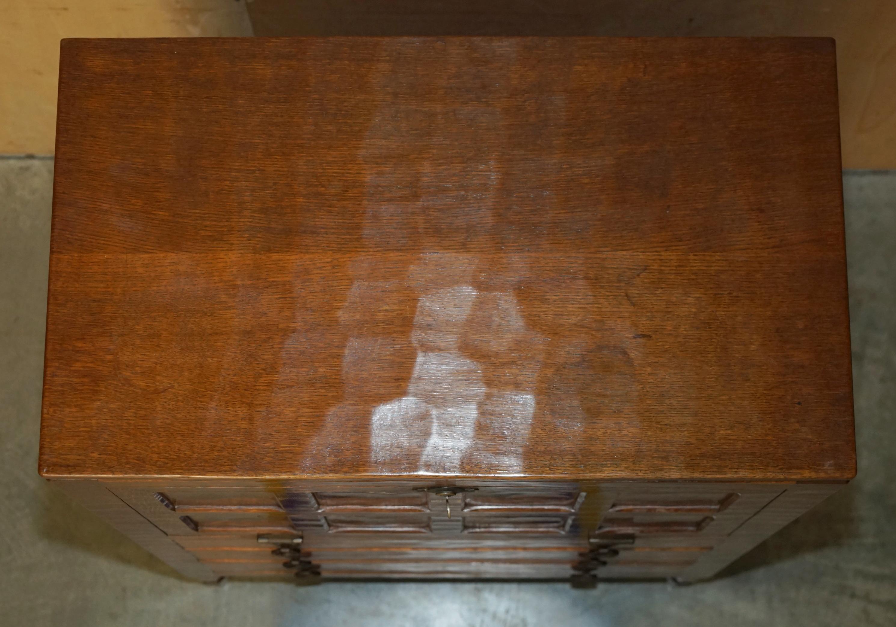 COLLECTABLE 1940's ROBERT MOUSEMAN THOMPSON BUREAU DESK DRAWERS ORIGINAL RECEIPT im Angebot 3