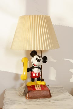Collectable 1970s Vintage Walt Disney Mickey Mouse Phone Lamp