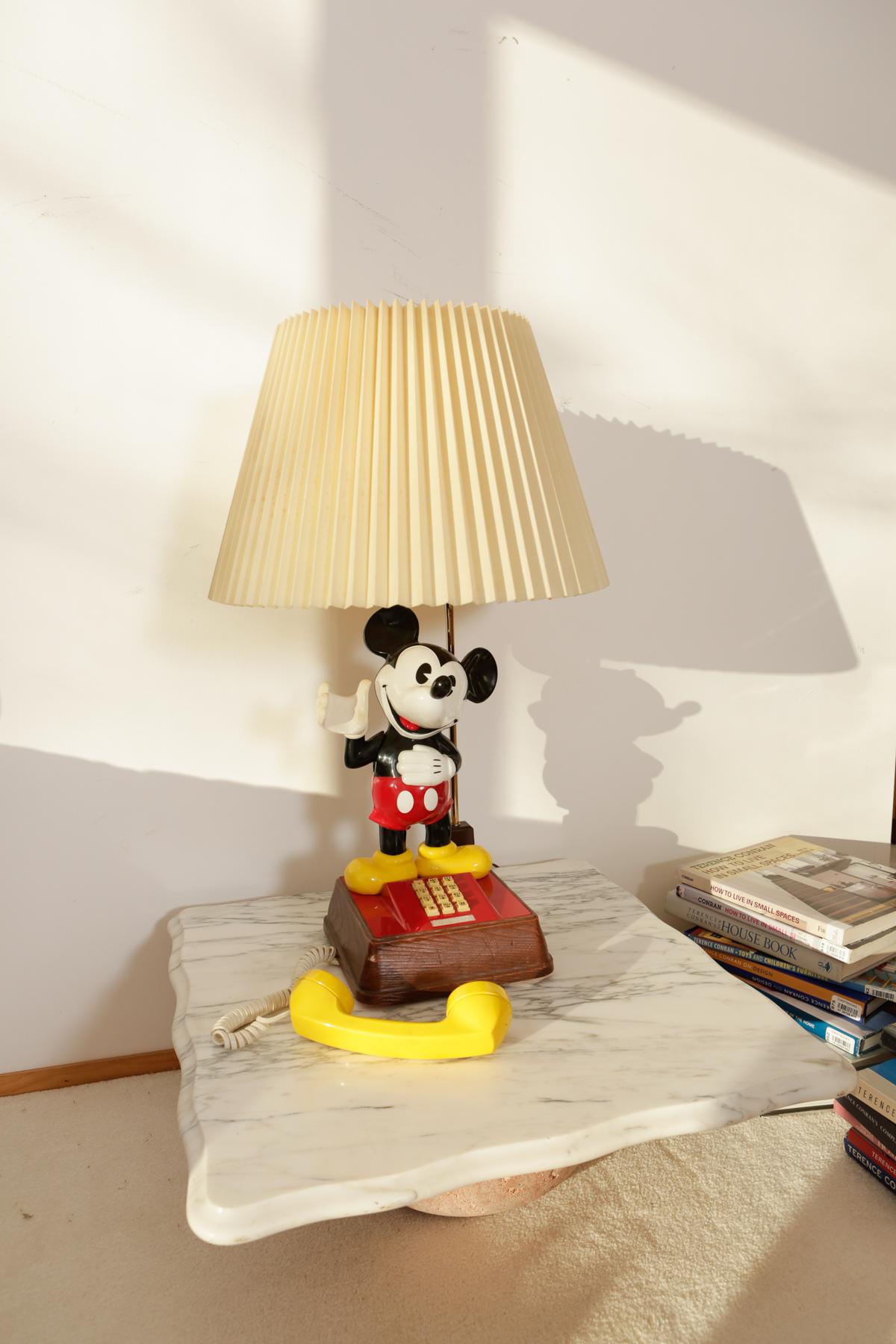 Collectable 1970s Vintage Walt Disney Mickey Mouse Phone Lamp In Good Condition In Armonk, NY
