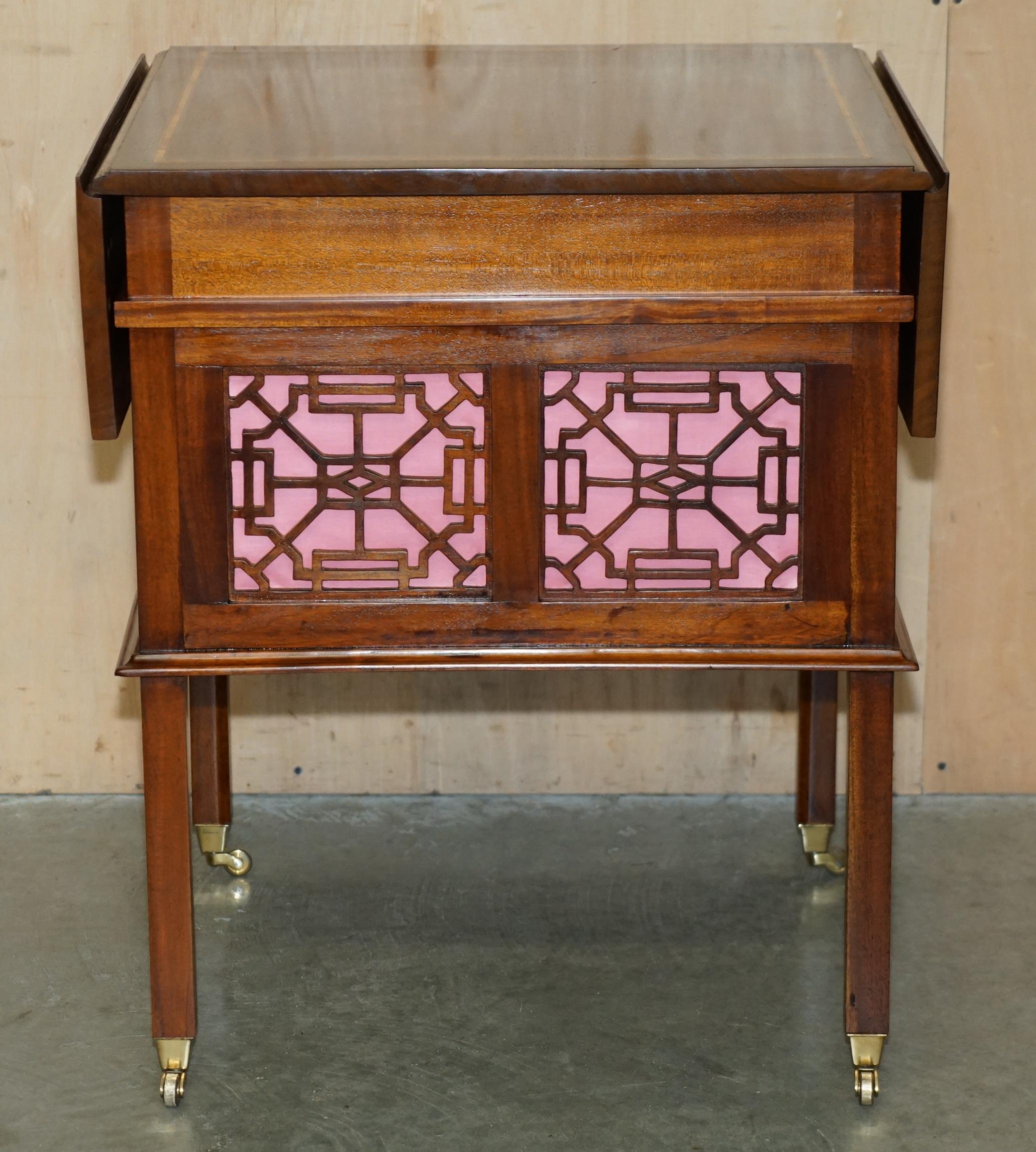 COLLECTABLE ANTiQUE THOMAS CHIPPENDALE BREAKFAST SUPPER HARDWOOD WALNUT TABLE For Sale 3