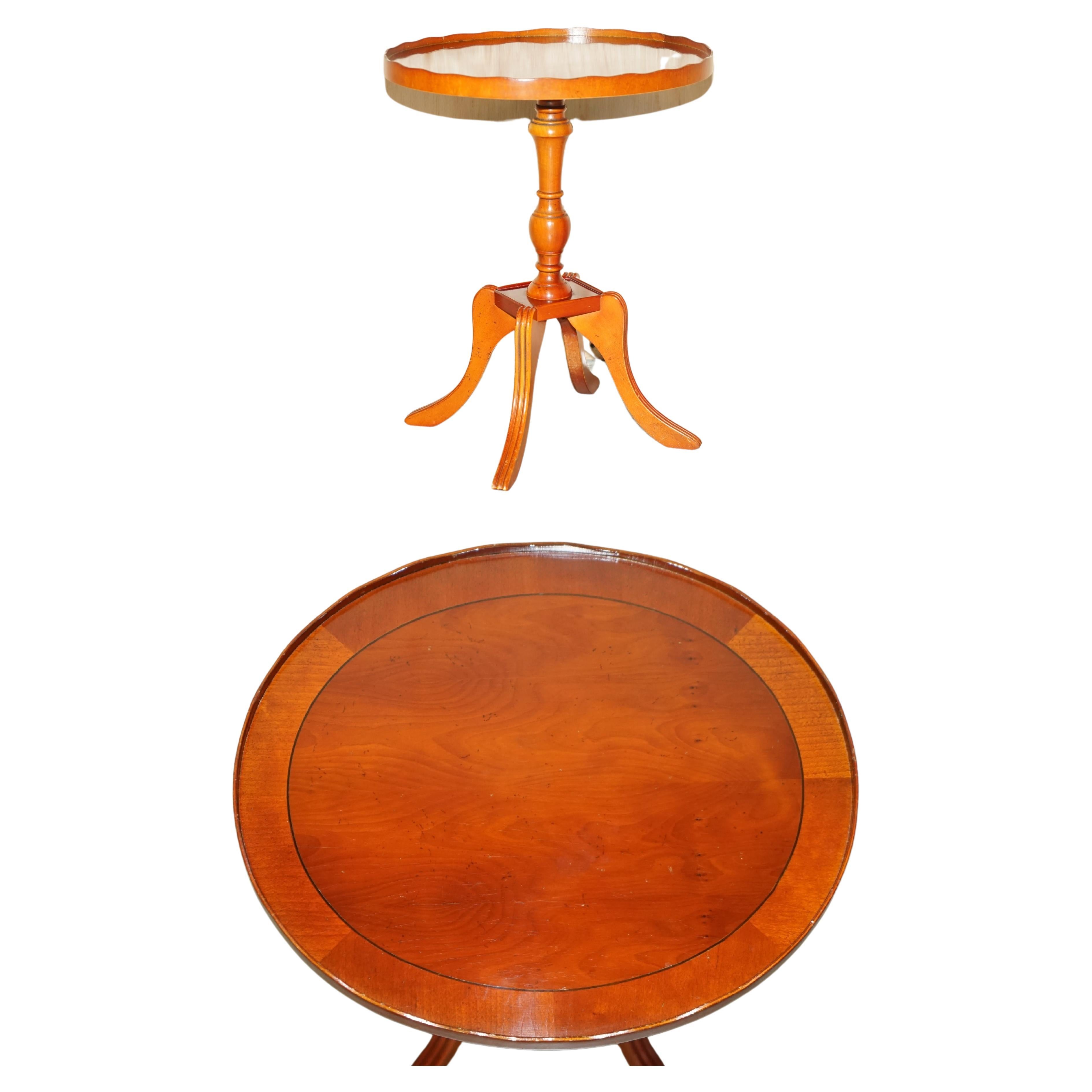 Collectable Decorative Burr Yew Wood Side End Lamp Table with Gallery Rail For Sale