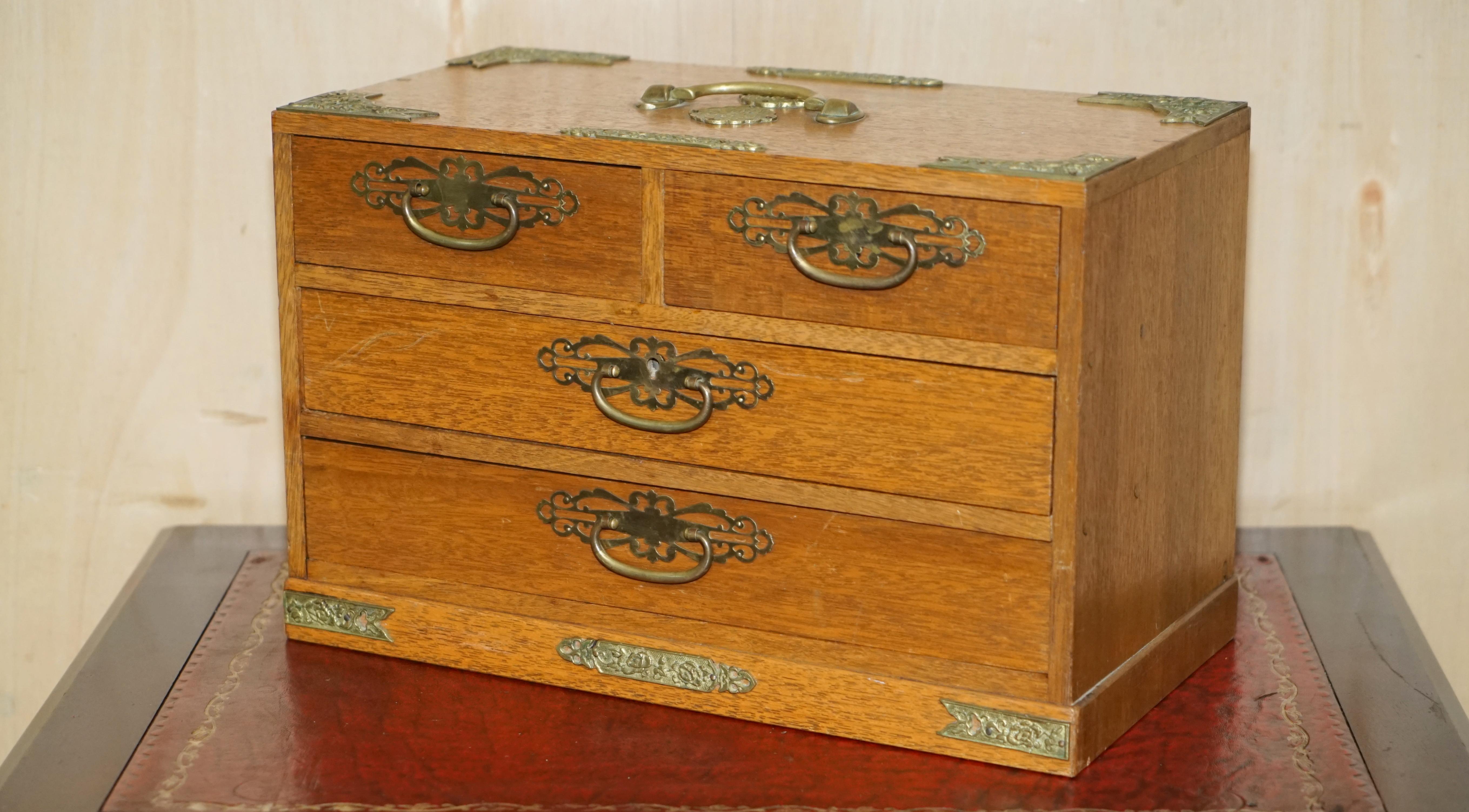 Royal House Antiques

Royal House Antiques is delighted to offer for sale this lovely original circa 1880 Chinese Export Mahjong set with Bamboo tiles and all the original counters in a wonderfully carved travel case

A very nice suite, in the