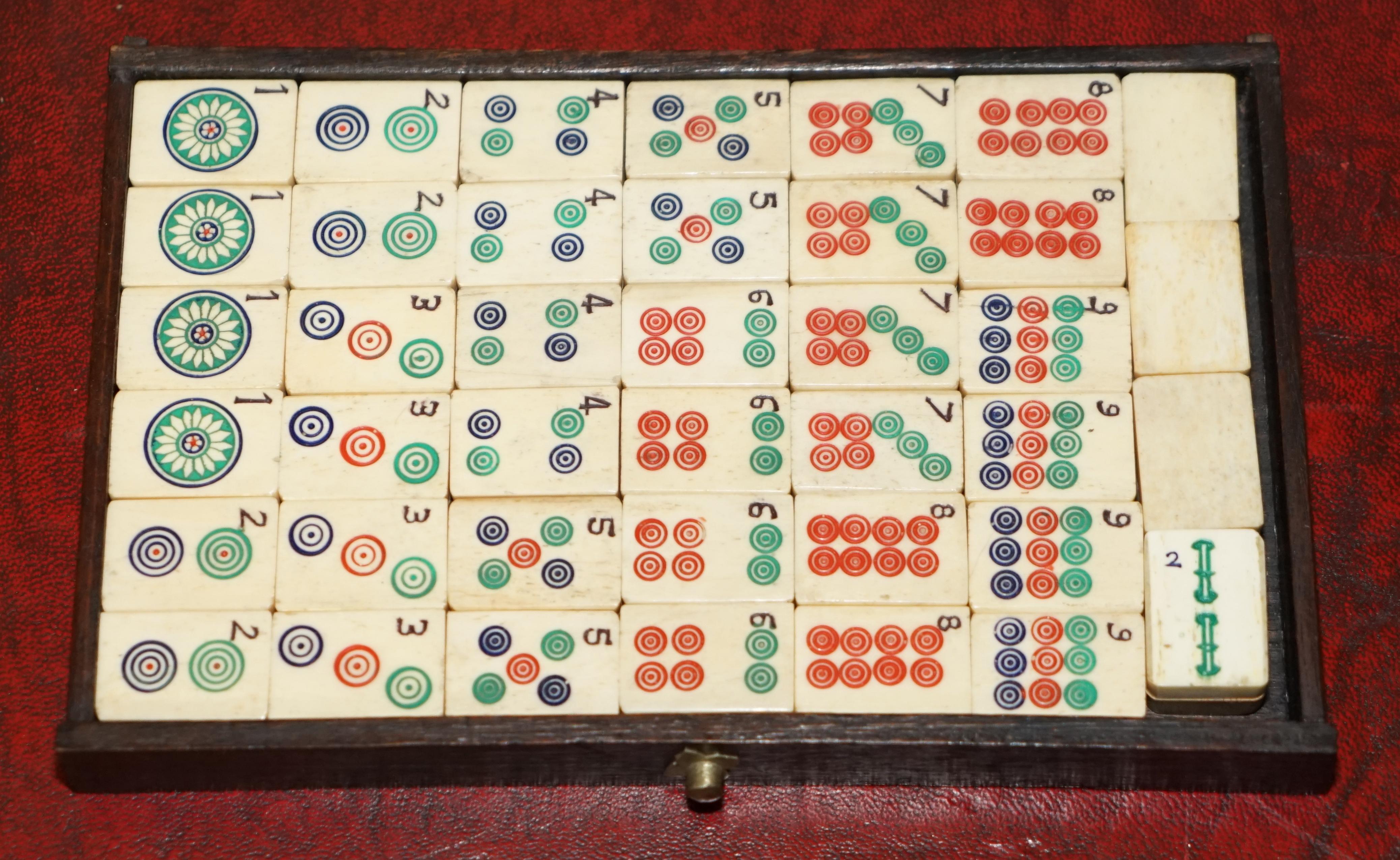 COLLECTABLE ORIGINAL ANTIQUE CHINESE CIRCA 1920 MAHJONG SET INCLUDiNG COUNTERS 8