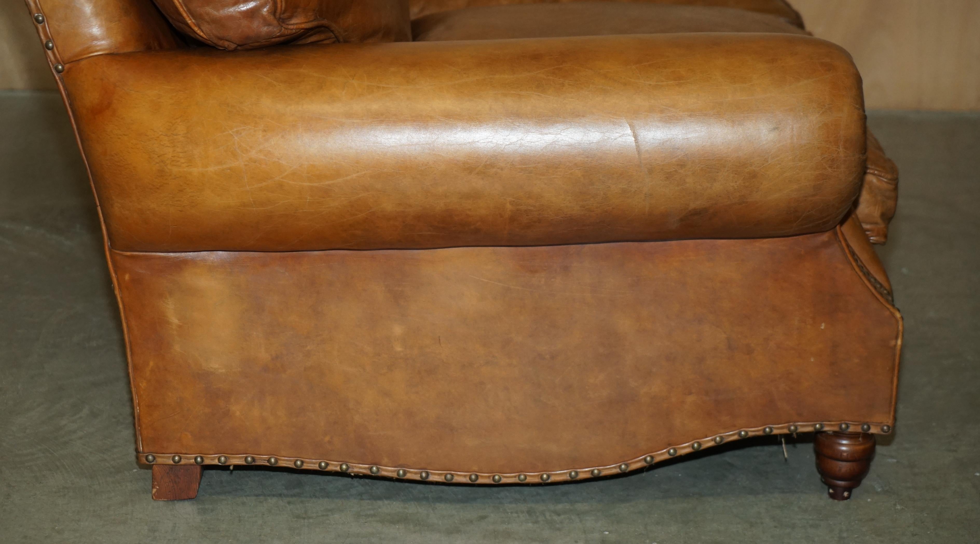 COLLECTABLE TIMOTHY OULTON DESIGNER HERiTAGE BROWN LEATHER BALMORAL SOFA For Sale 12