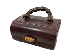 Sacs de collection vintage, sac boîte avec poignée en bambou sur le dessus, 1947 et 1957
