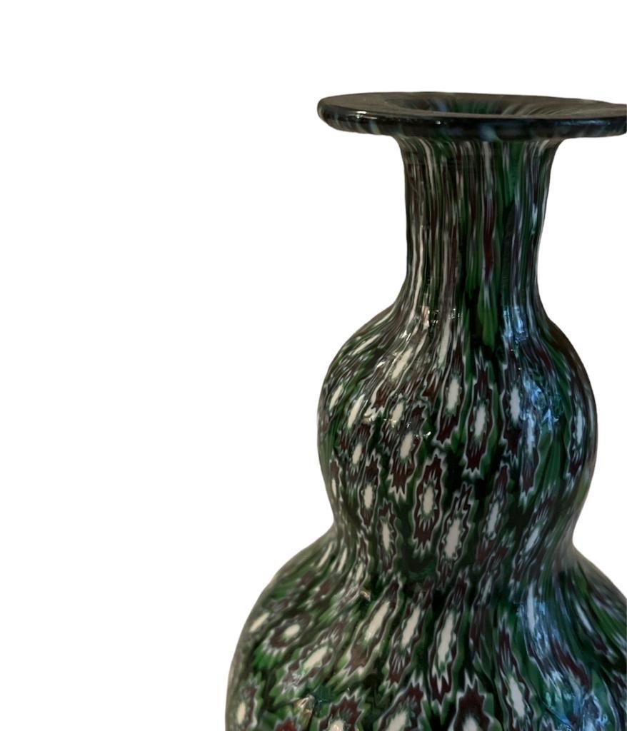 Sammlerstücke Vintage Fratelli Toso Murano Murrine Millefiori, Kunstglas Vase (Europäisch) im Angebot