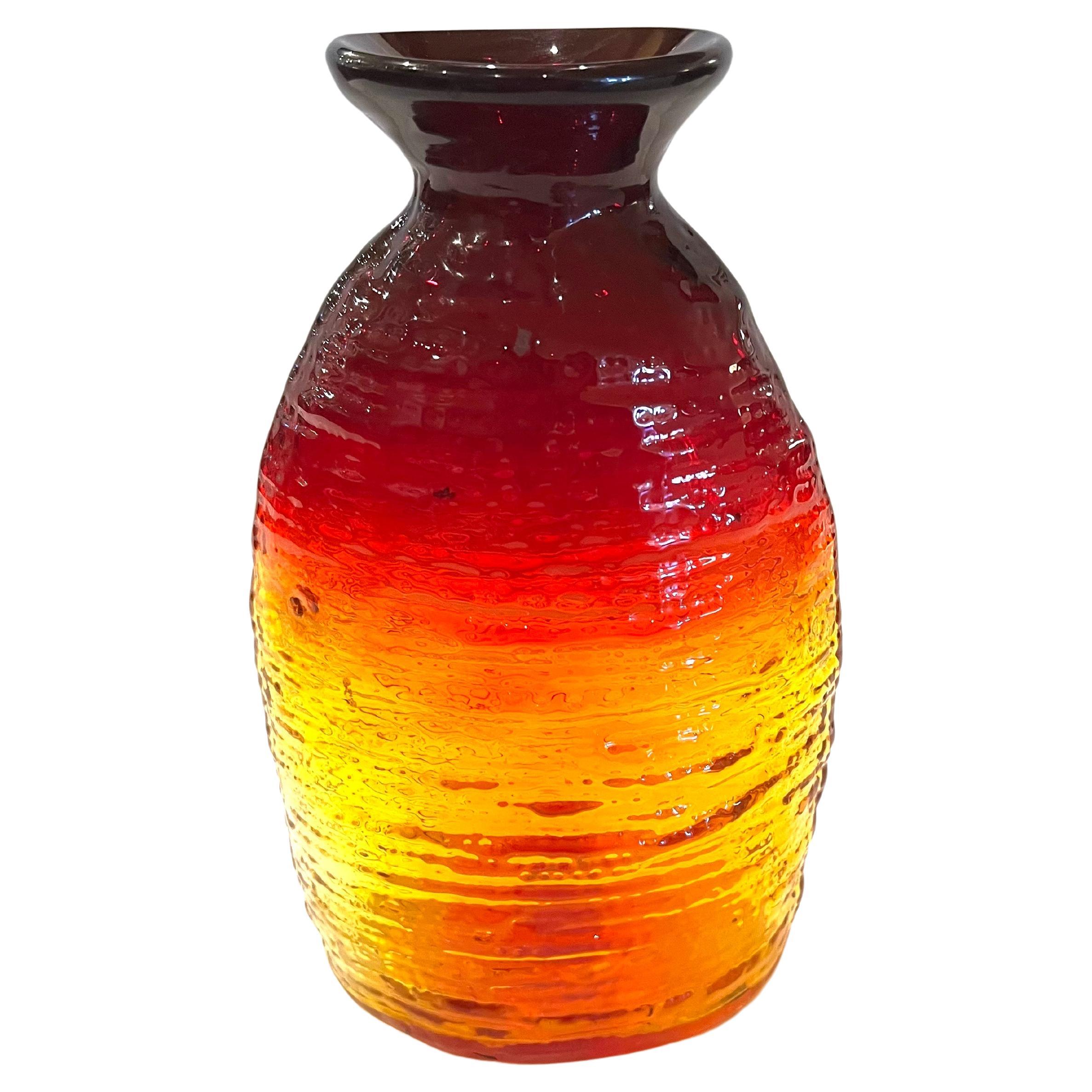 Mid-Century Modern  Vase de collection en verre ambréna 213SL Strata signé et daté de 2005 par Blenko en vente