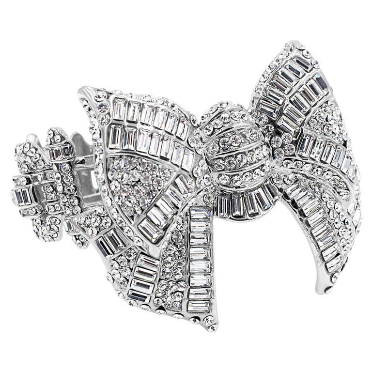 Collectible Butler and Wilson Crystal Bow Bracelet, circa 2000s For Sale
