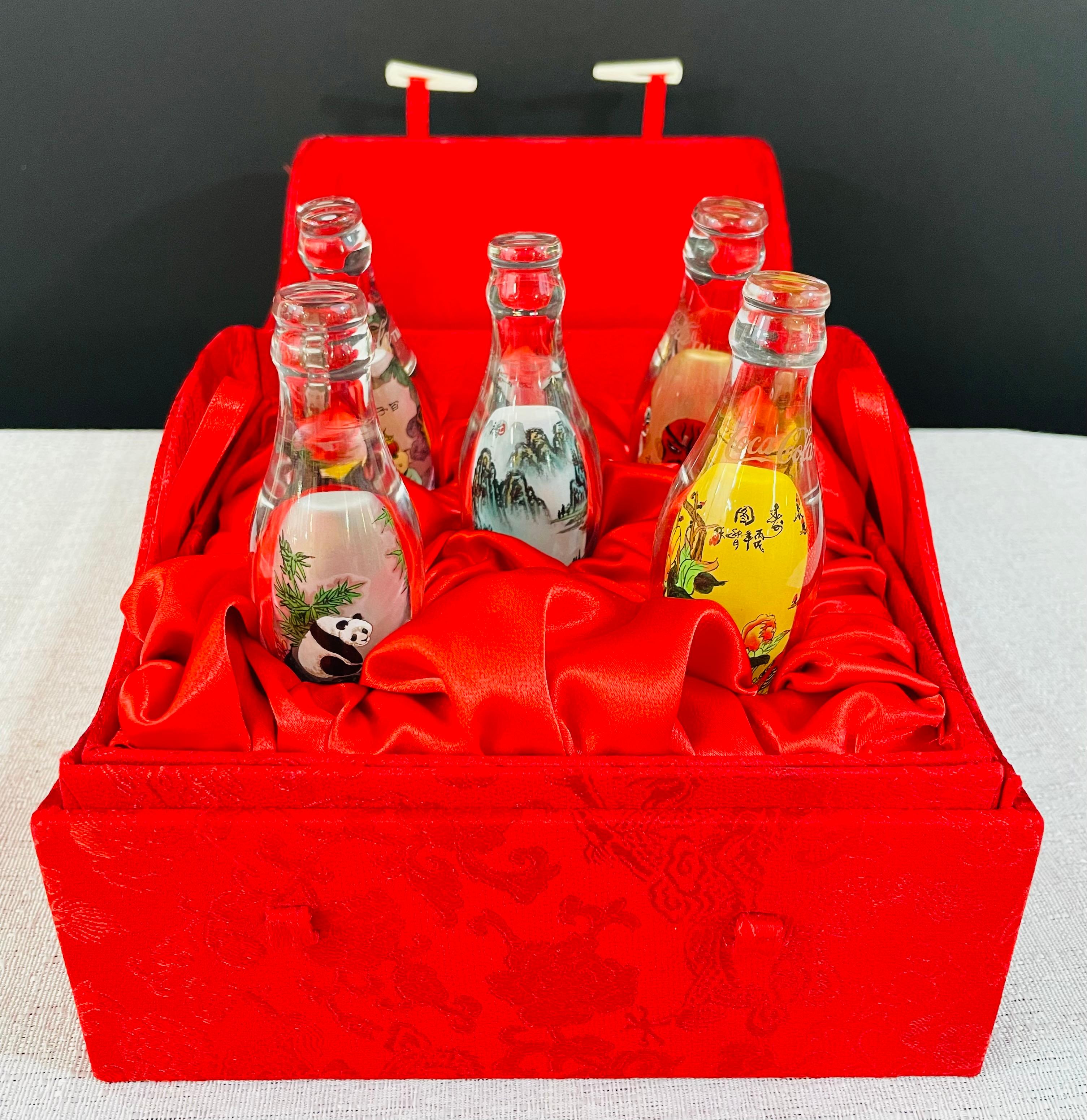 Chinoiserie Collectible Coca-Cola Special Edition Asian Chinese Bottles, a Set of 5 For Sale