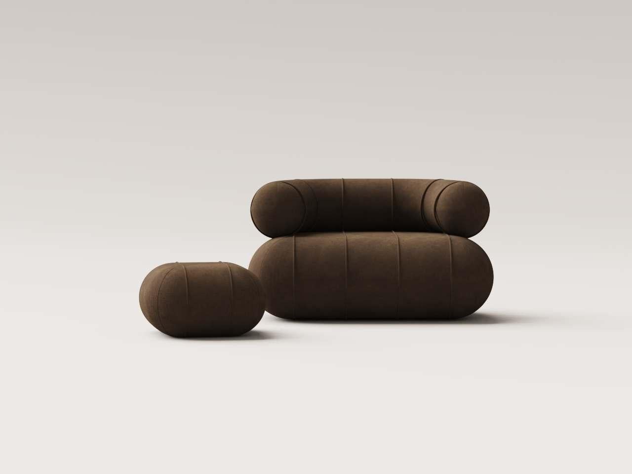 Le pouf n'est pas inclus* 

La collection Slinky est une pièce de choix qui redéfinit l'essence de la vie moderne. Bibi Bibi s'inspire d'une silhouette architecturale et de lignes fluides et sculpturales, elle mêle minimalisme luxueux et
