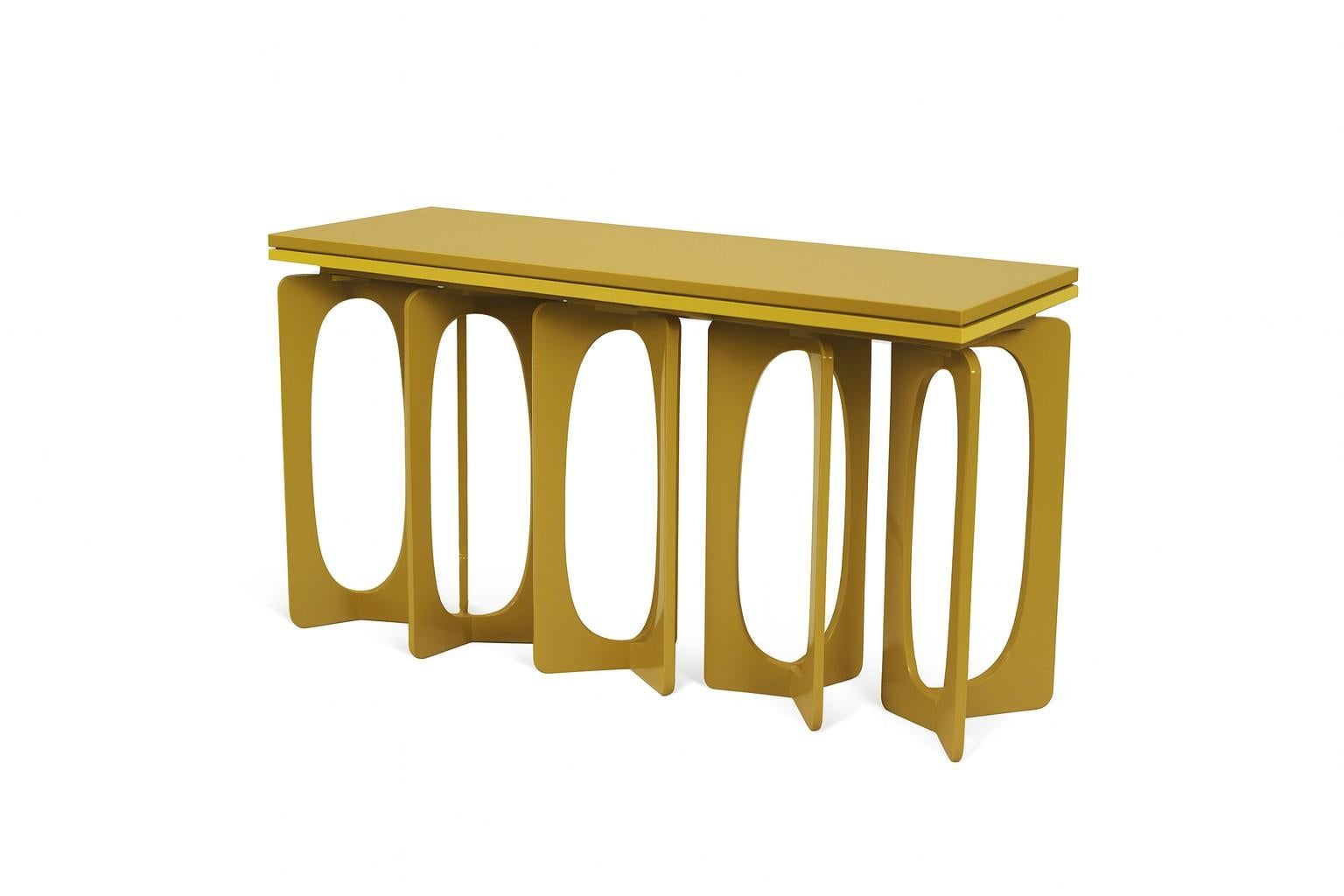 Collectible Design Architectural Console Table Lacquered By Hand In New Condition For Sale In NEW YORK, NY