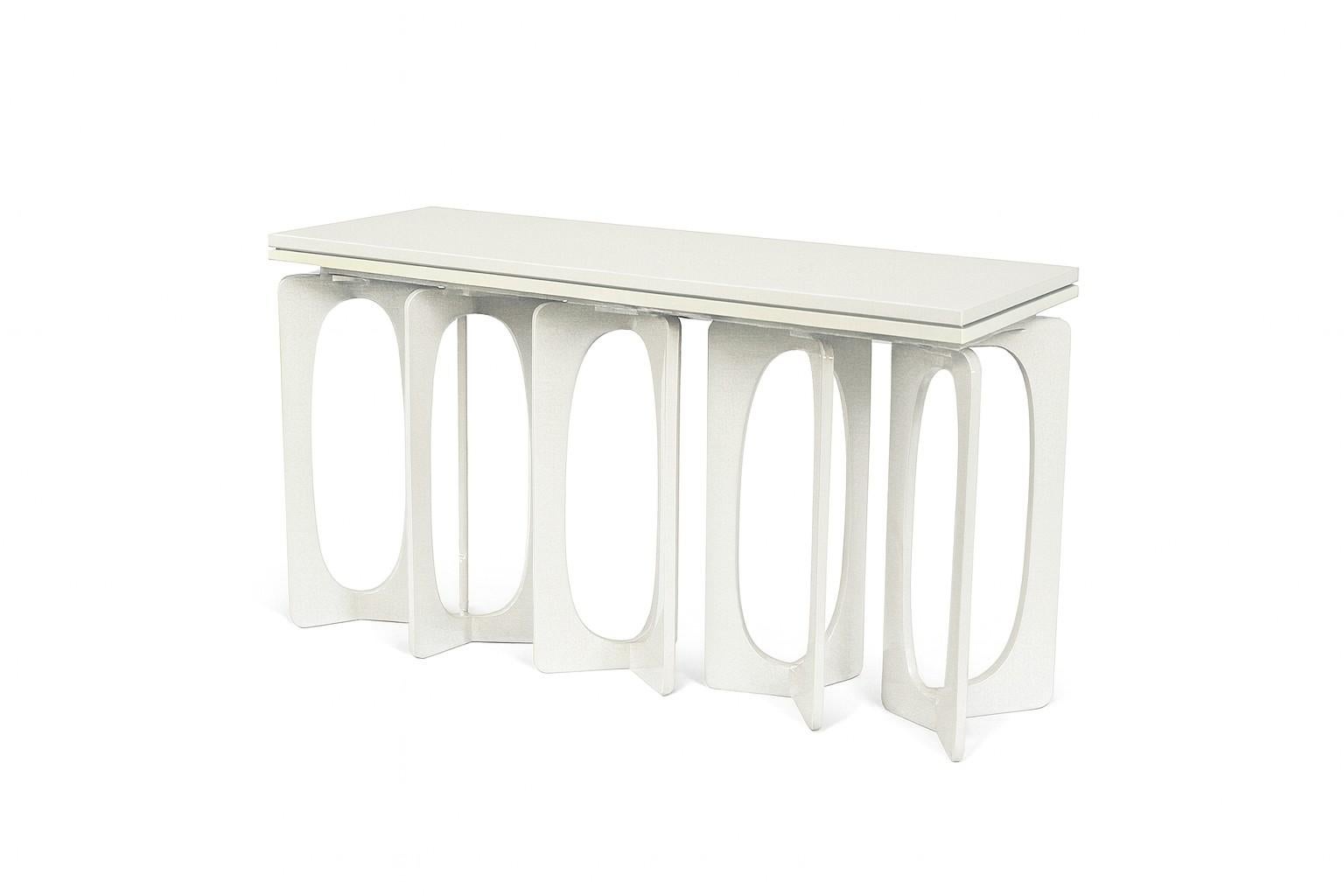 Collectible Design Architectural Console Table Lacquered By Hand For Sale 1