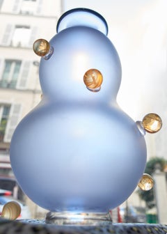 Collectional mundgeblasene Glasvase mit aufgesetzten Details