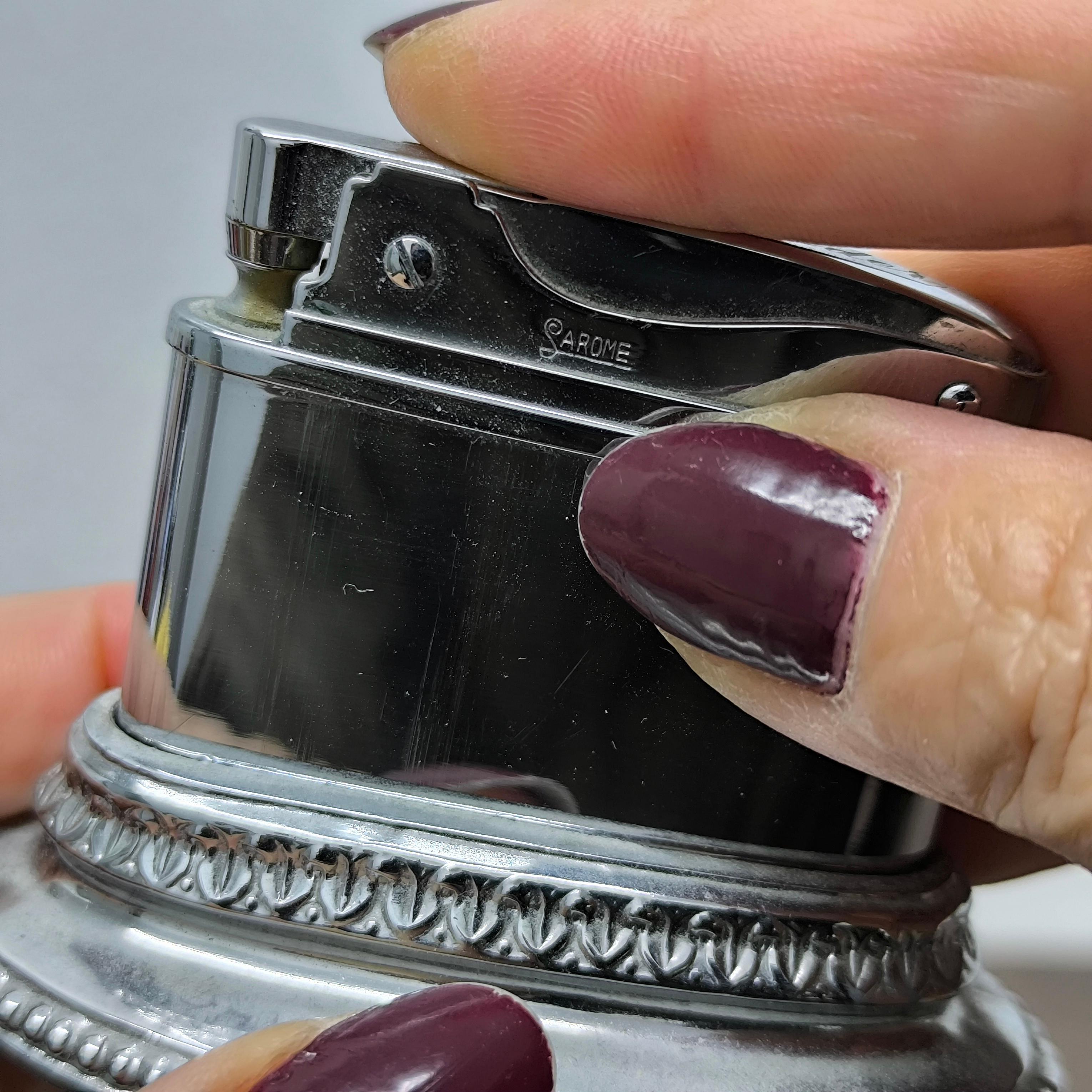 Regalo de Navidad coleccionable: Encendedor Sarome 1954 y Portacigarrillos Carl Thieme en venta 1